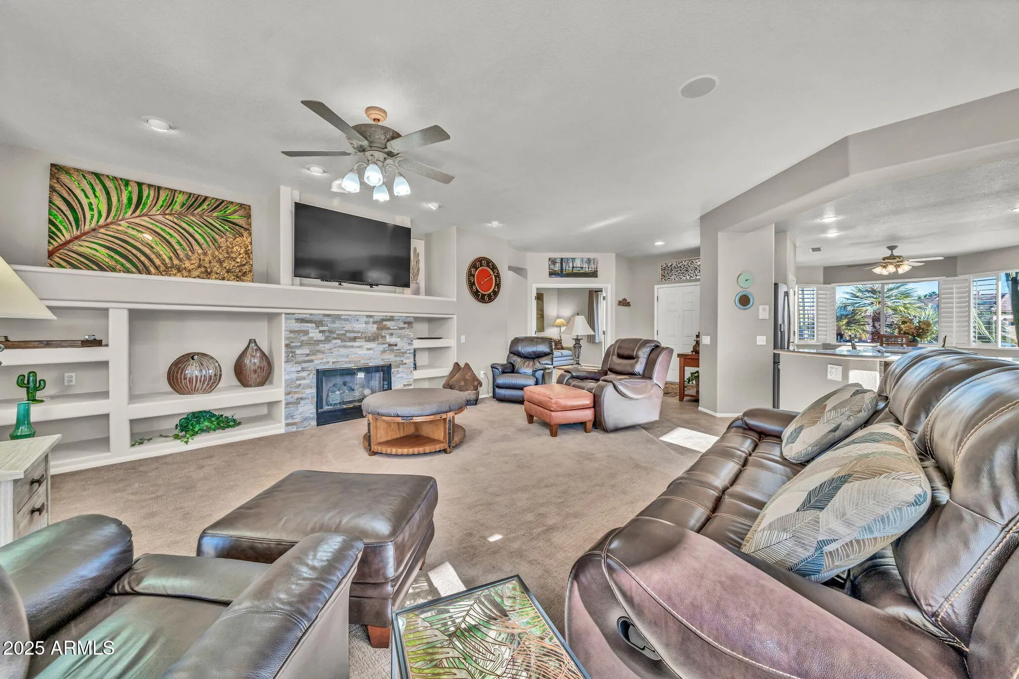 Property Slideshow image 4 of 33 | 18508 n avalon ln, Surprise, AZ, 85374