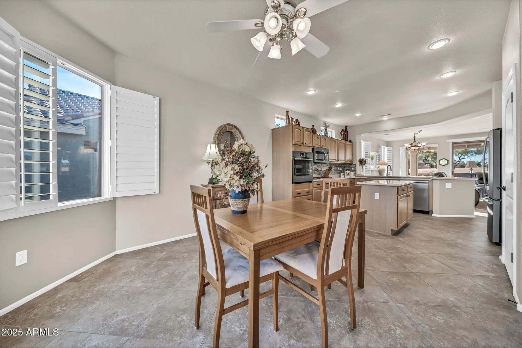 Property Slideshow image 9 of 33 | 18508 n avalon ln, Surprise, AZ, 85374