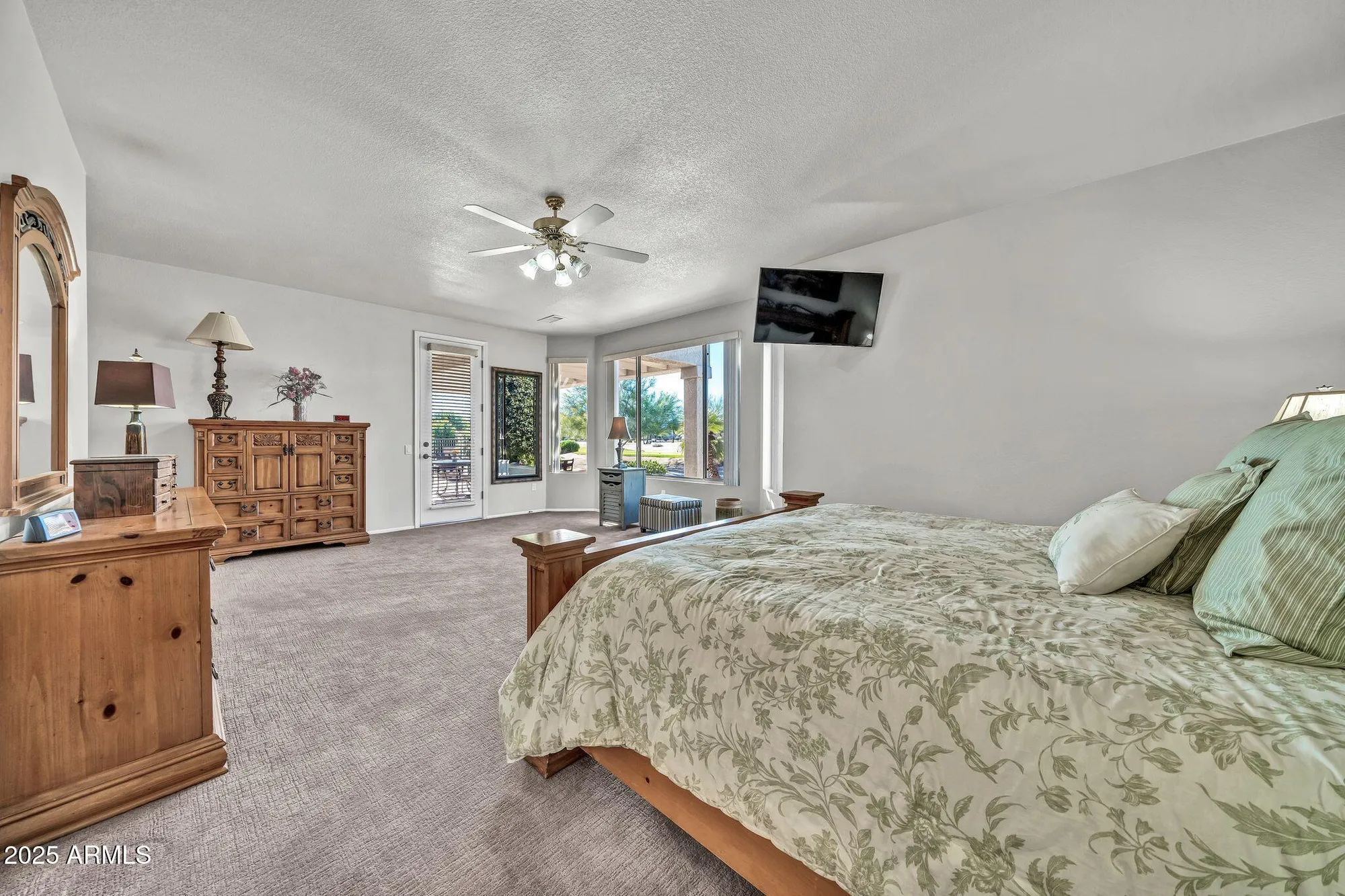 Property Slideshow image 13 of 33 | 18508 n avalon ln, Surprise, AZ, 85374