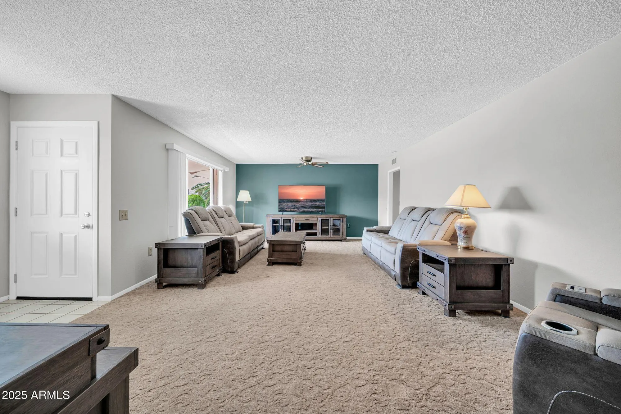 Property Slideshow image 6 of 44 | 9718 w terrace ln, Sun City, AZ, 85373