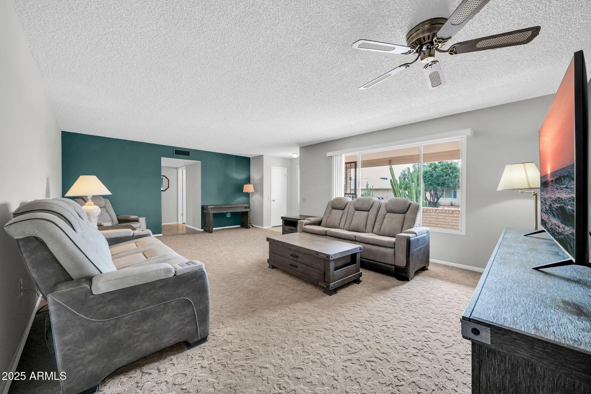 Property Slideshow image 3 of 44 | 9718 w terrace ln, Sun City, AZ, 85373