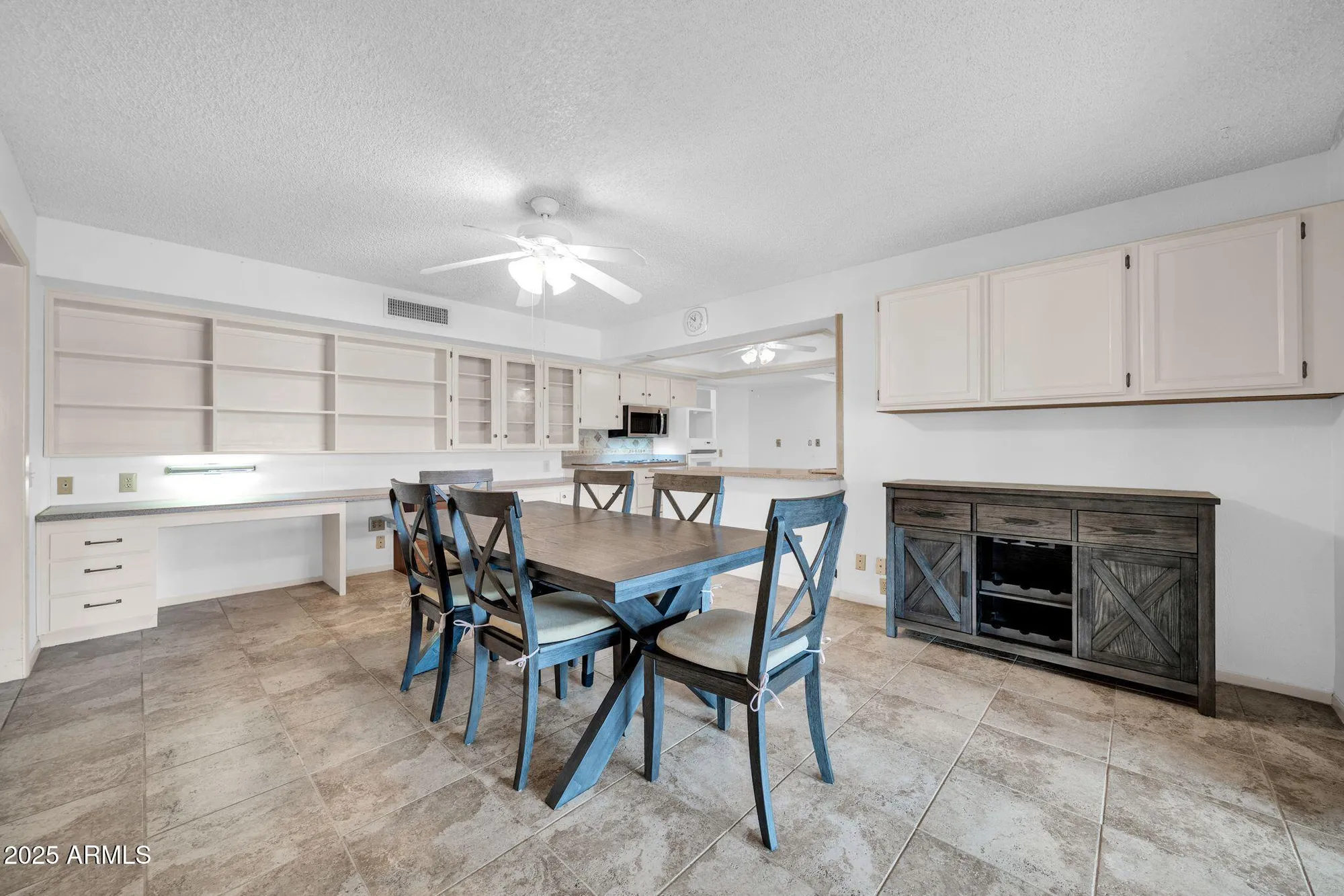 Property Slideshow image 9 of 44 | 9718 w terrace ln, Sun City, AZ, 85373