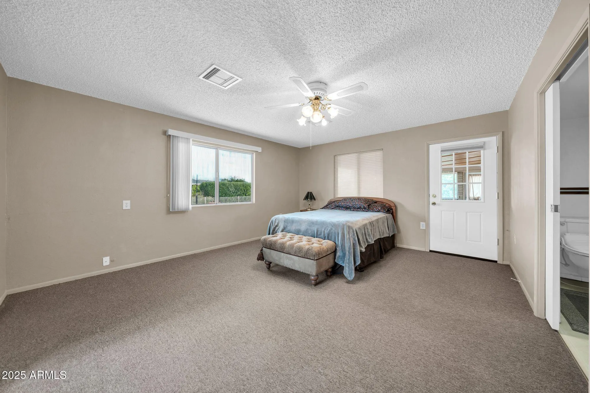 Property Slideshow image 15 of 44 | 9718 w terrace ln, Sun City, AZ, 85373