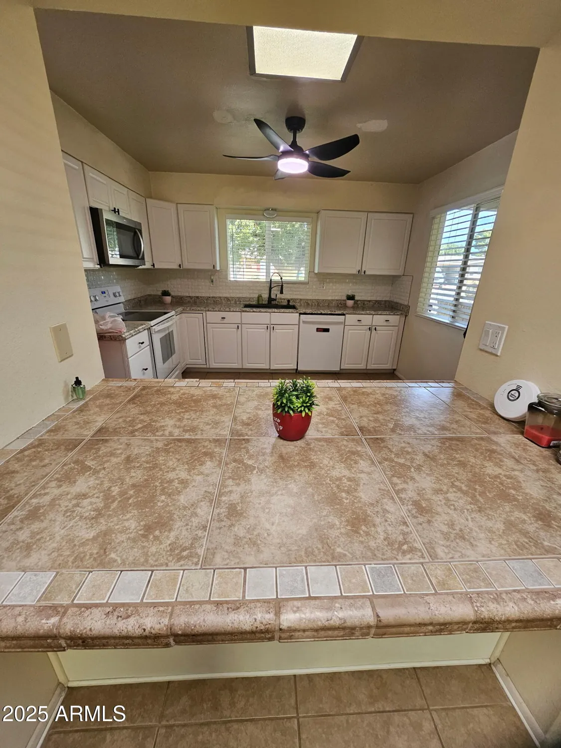 Property Slideshow image 36 of 59 | 10405 w corte del sol oeste, Sun City, AZ, 85351