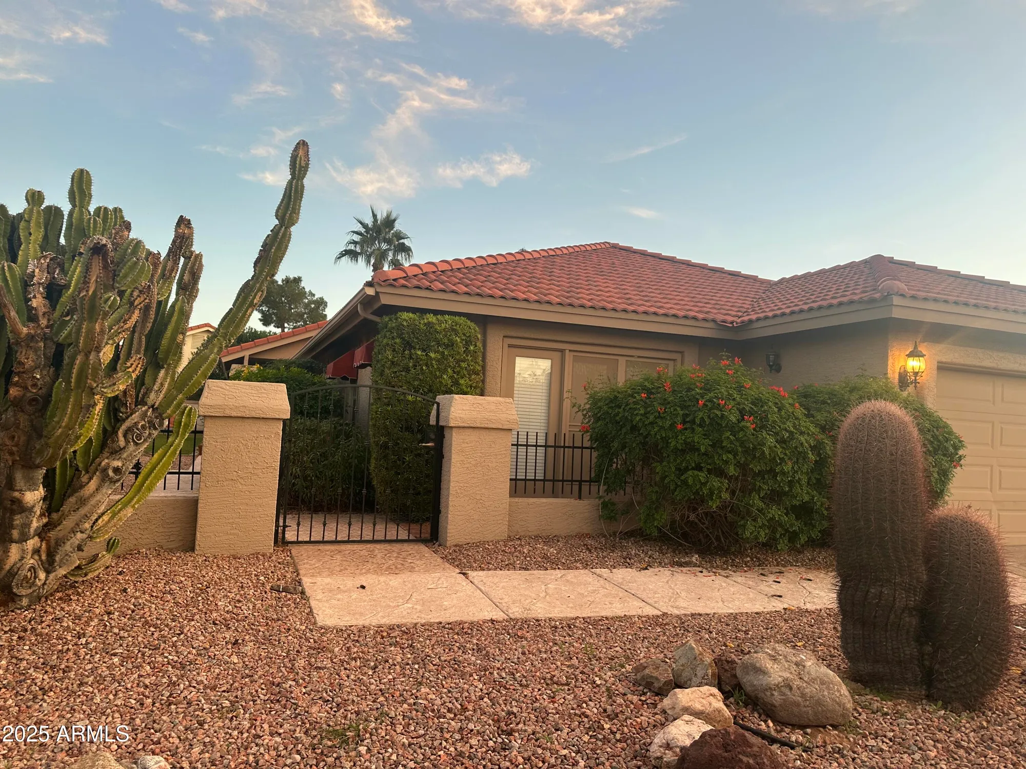 Property Slideshow image 8 of 24 | 10409 e windflower ct, Sun Lakes, AZ, 85248