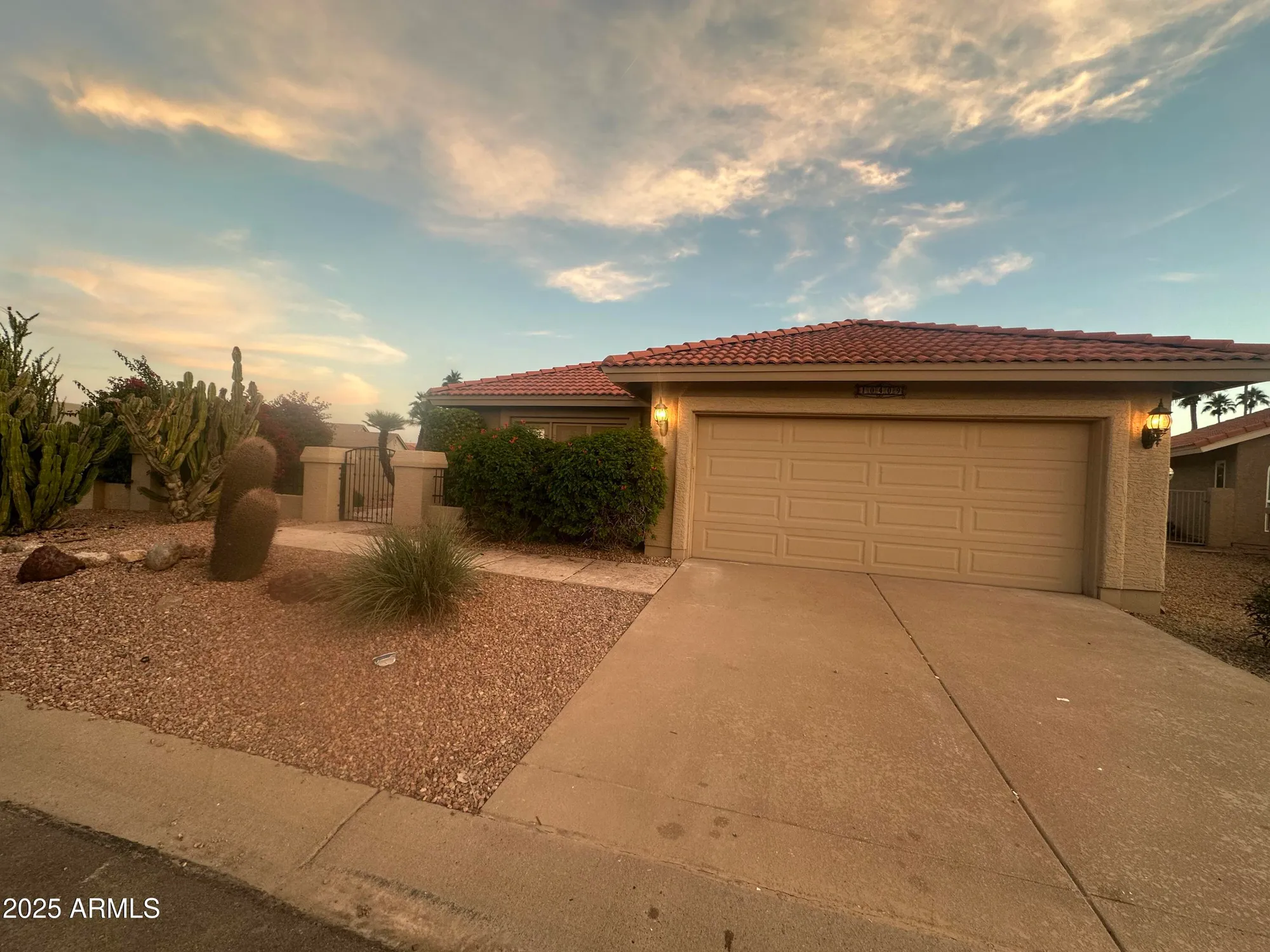 Property Slideshow image 13 of 24 | 10409 e windflower ct, Sun Lakes, AZ, 85248