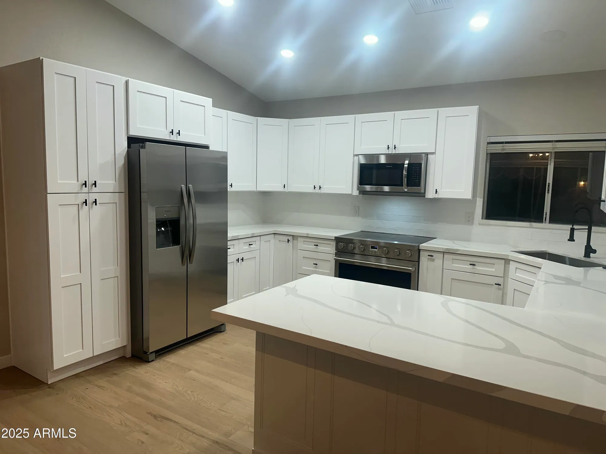 Property Slideshow image 2 of 24 | 10409 e windflower ct, Sun Lakes, AZ, 85248