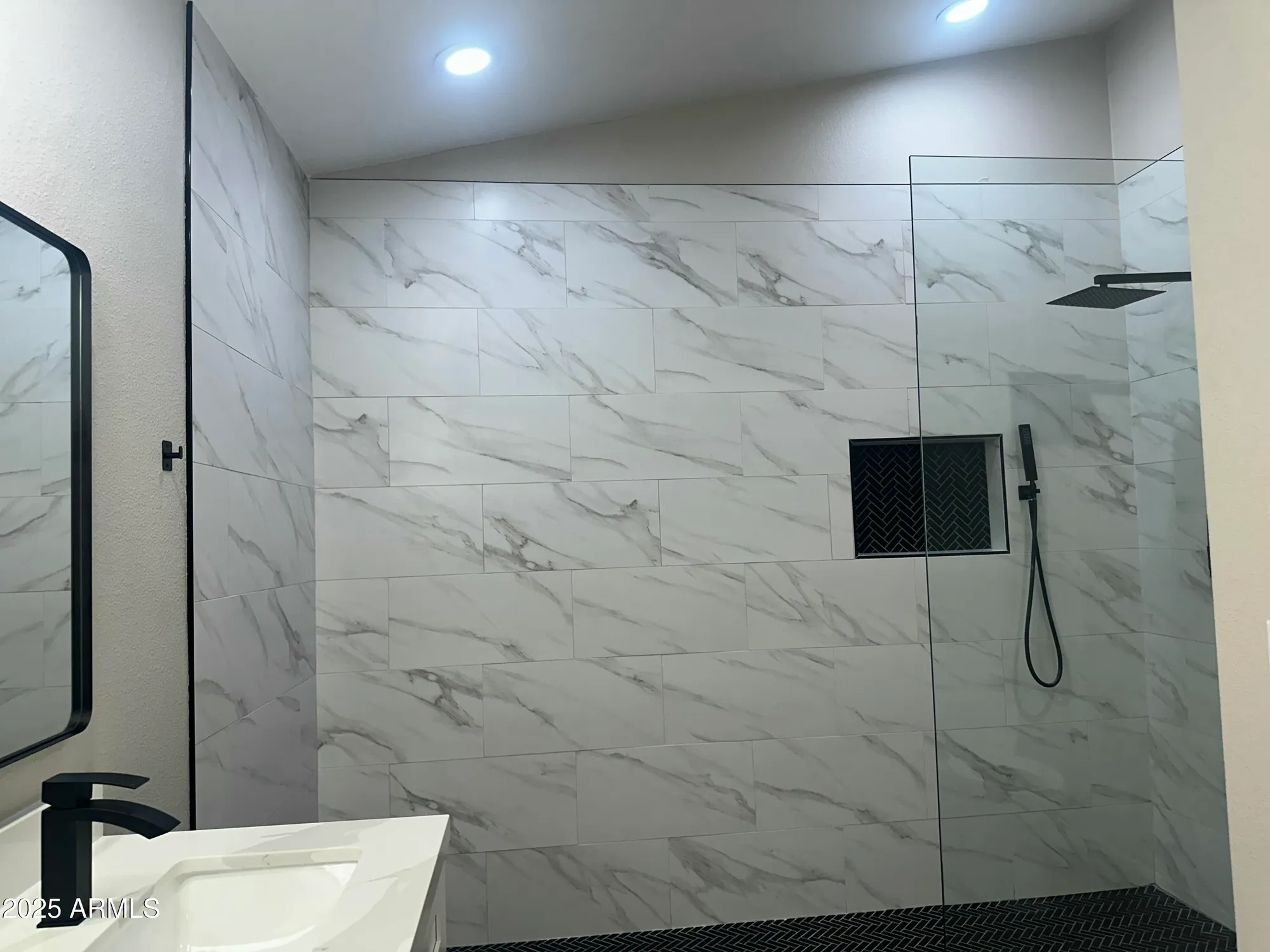 Property Slideshow image 7 of 24 | 10409 e windflower ct, Sun Lakes, AZ, 85248