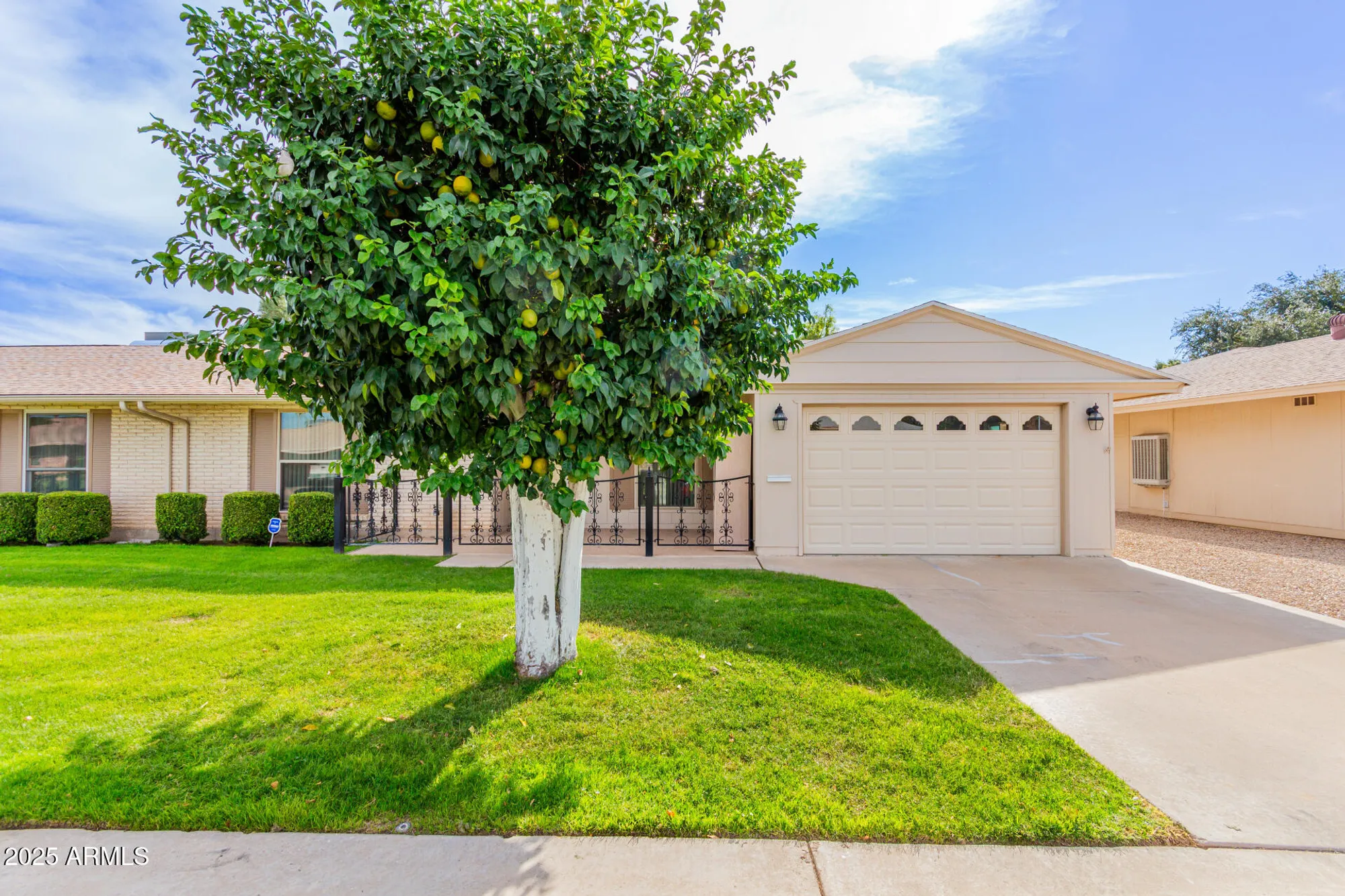 Property Slideshow image 1 of 28 | 10825 w kelso dr, Sun City, AZ, 85351