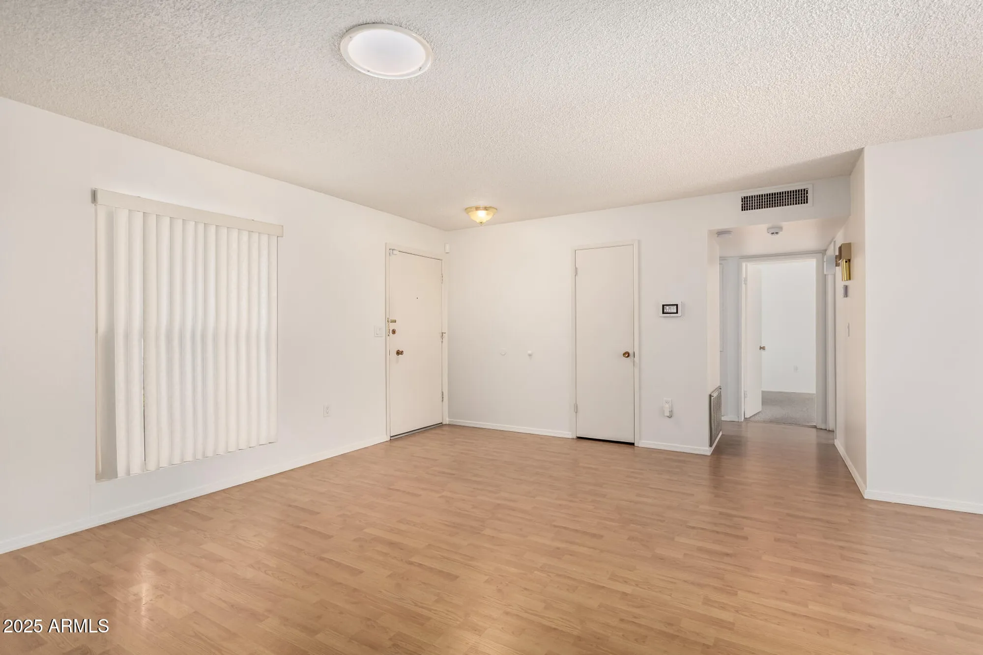 Property Slideshow image 6 of 28 | 10825 w kelso dr, Sun City, AZ, 85351