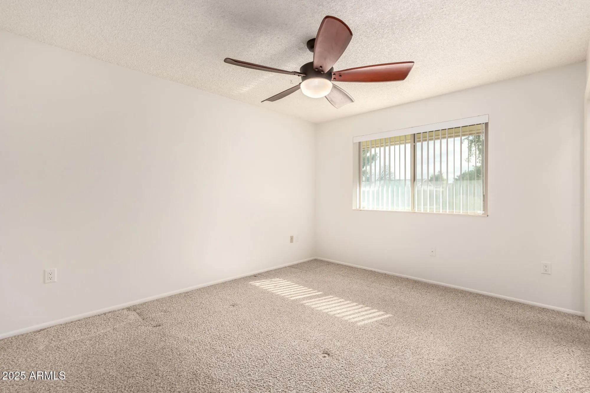 Property Slideshow image 14 of 28 | 10825 w kelso dr, Sun City, AZ, 85351