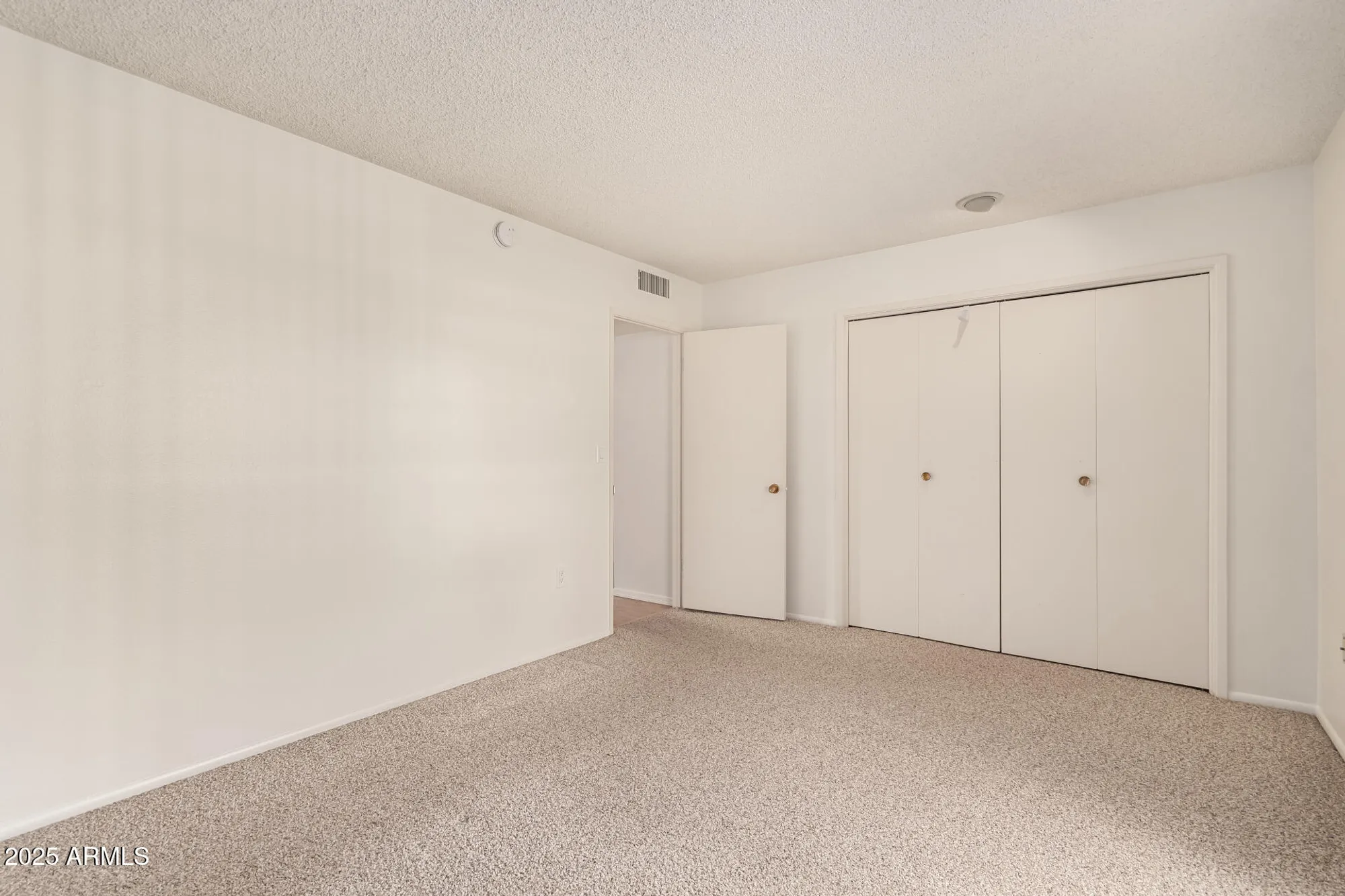 Property Slideshow image 20 of 28 | 10825 w kelso dr, Sun City, AZ, 85351