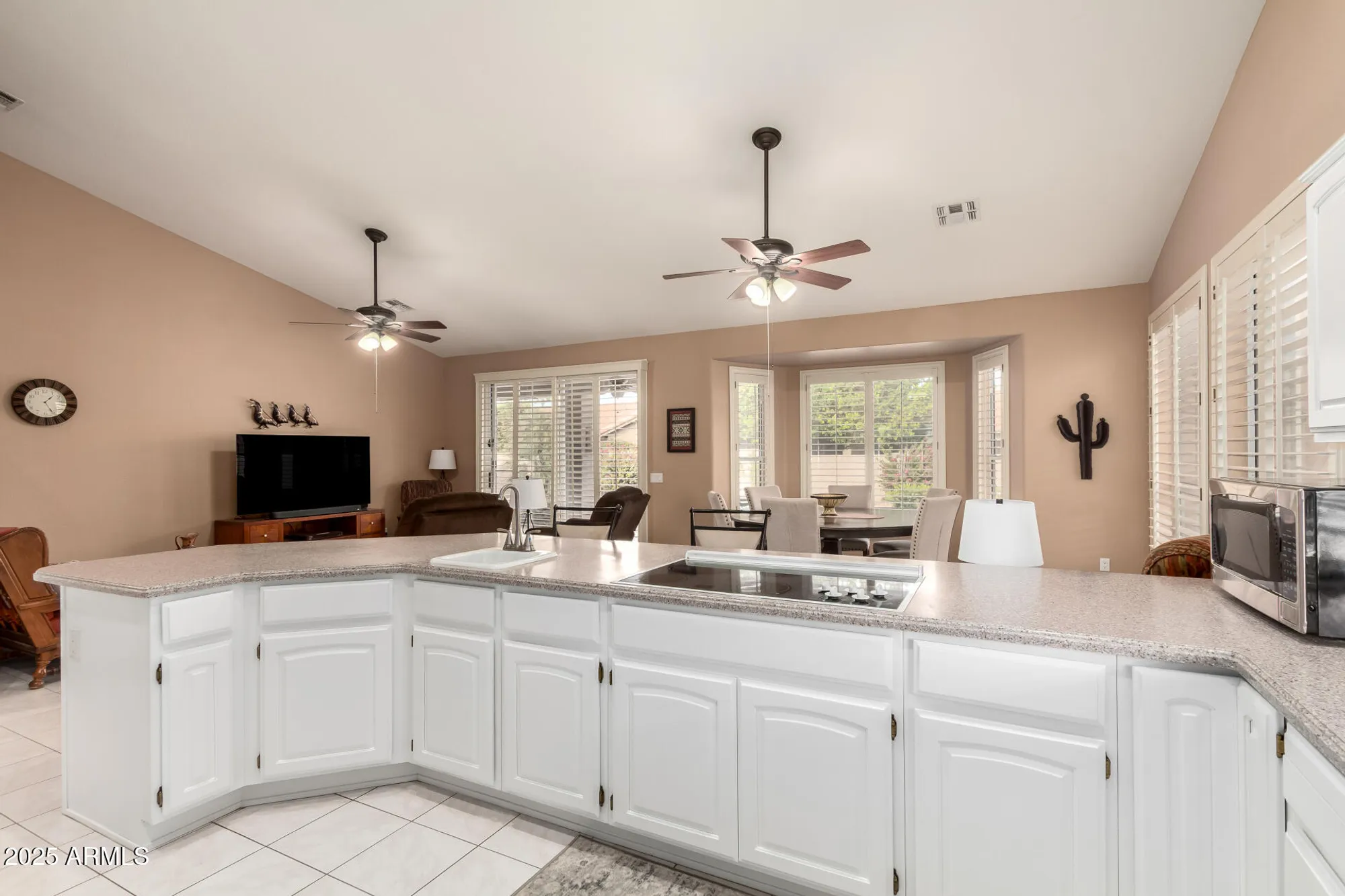 Property Slideshow image 21 of 115 | 9342 e coopers hawk dr, Sun Lakes, AZ, 85248