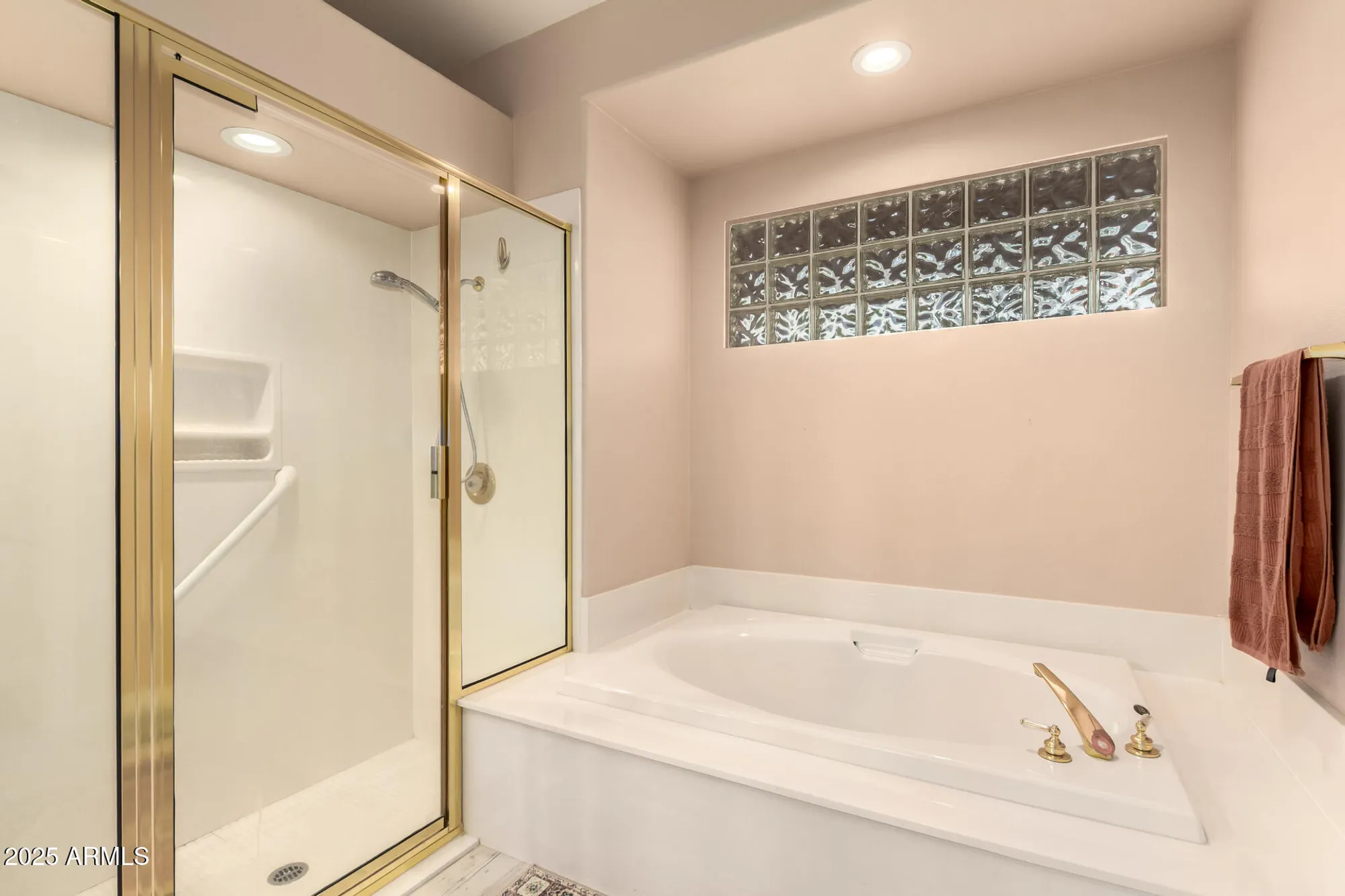 Property Slideshow image 27 of 115 | 9342 e coopers hawk dr, Sun Lakes, AZ, 85248