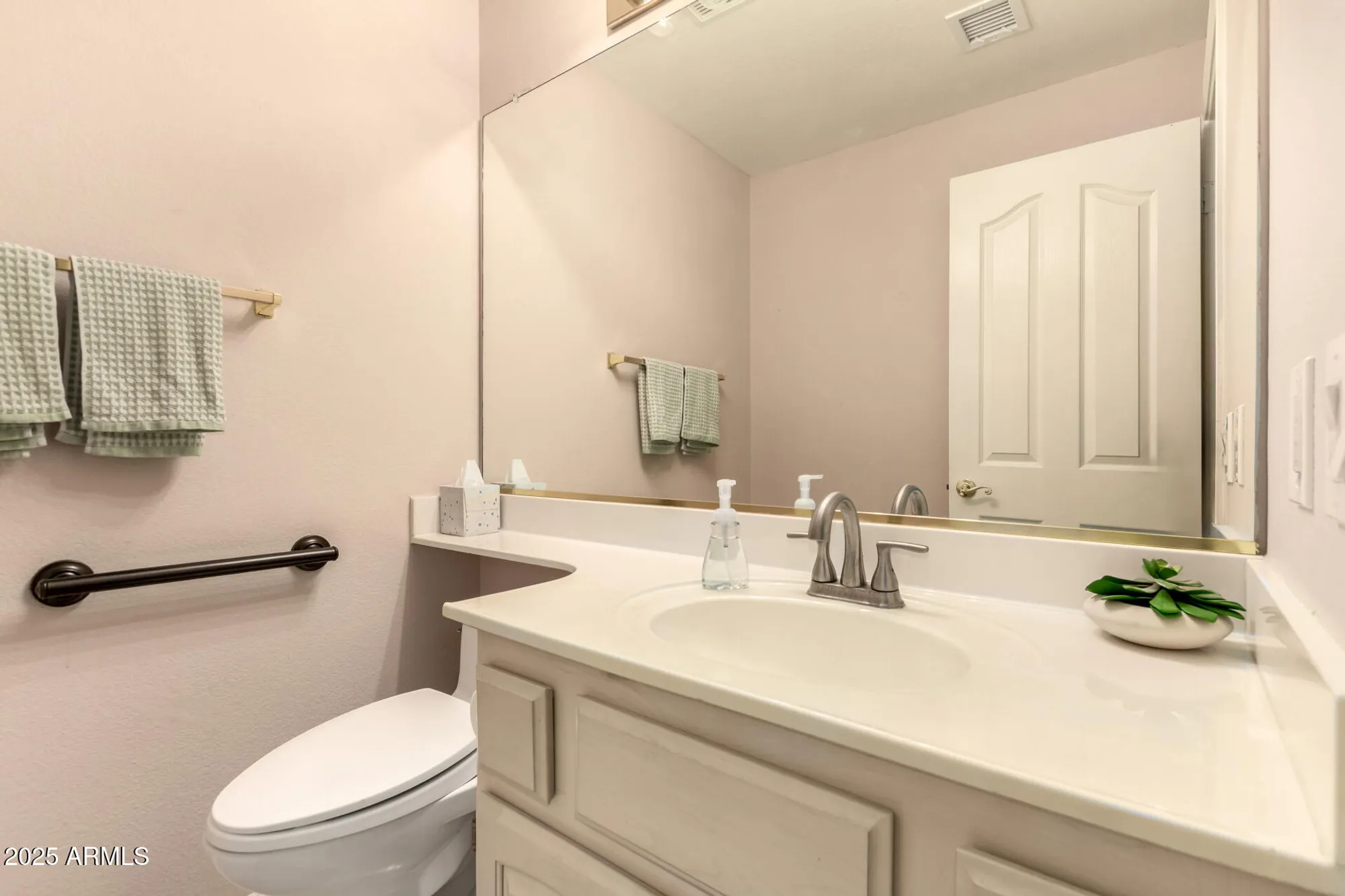 Property Slideshow image 36 of 115 | 9342 e coopers hawk dr, Sun Lakes, AZ, 85248