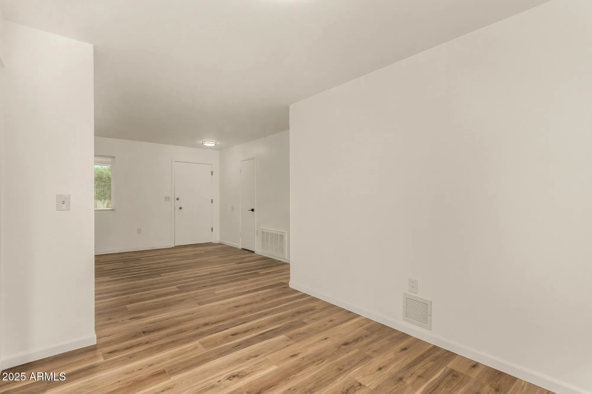 Property Slideshow image 13 of 46 | 10722 w kelso dr, Sun City, AZ, 85351