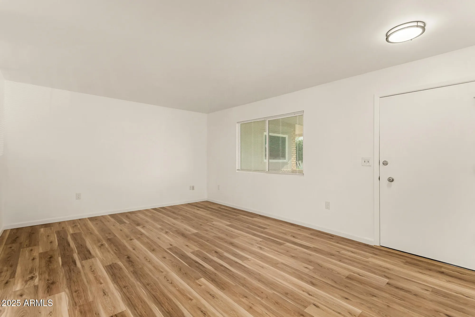 Property Slideshow image 8 of 46 | 10722 w kelso dr, Sun City, AZ, 85351