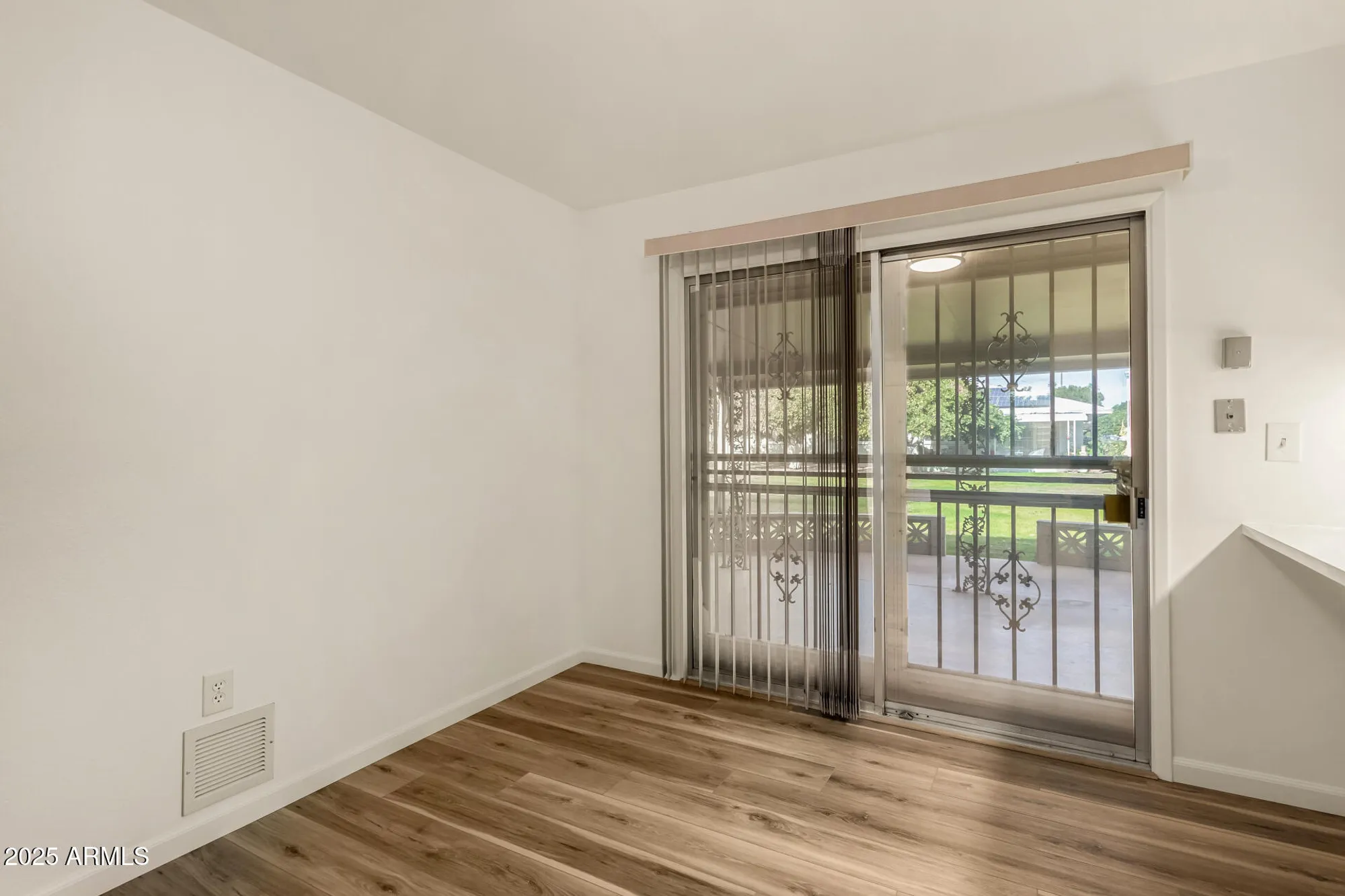 Property Slideshow image 17 of 46 | 10722 w kelso dr, Sun City, AZ, 85351