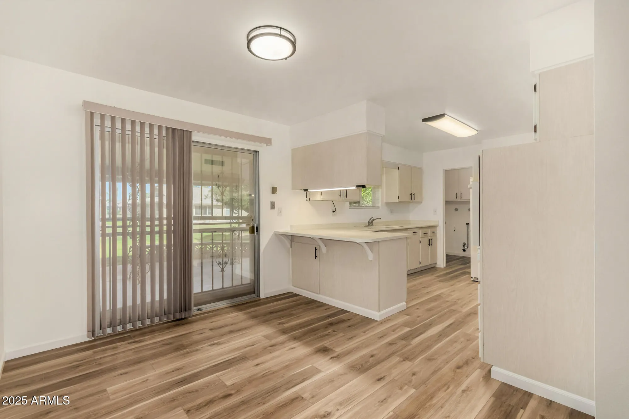 Property Slideshow image 16 of 46 | 10722 w kelso dr, Sun City, AZ, 85351