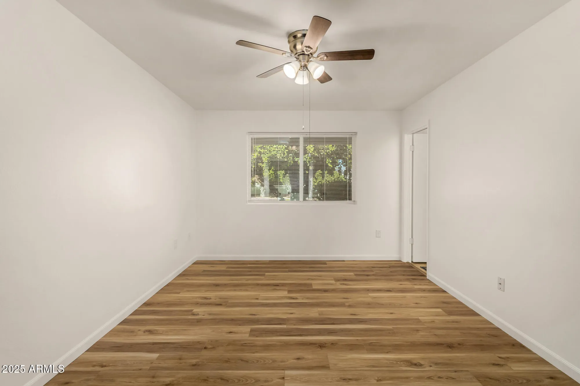 Property Slideshow image 30 of 46 | 10722 w kelso dr, Sun City, AZ, 85351