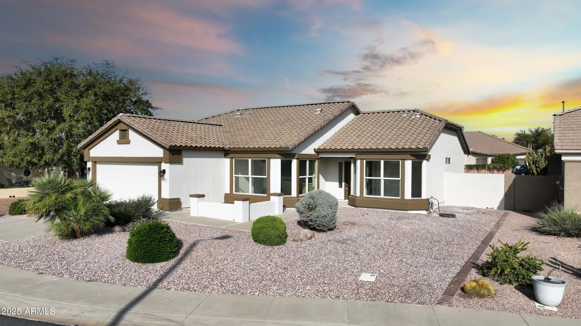 Property Slideshow image 1 of 35 | 3098 e hazeltine way, Chandler, AZ, 85249