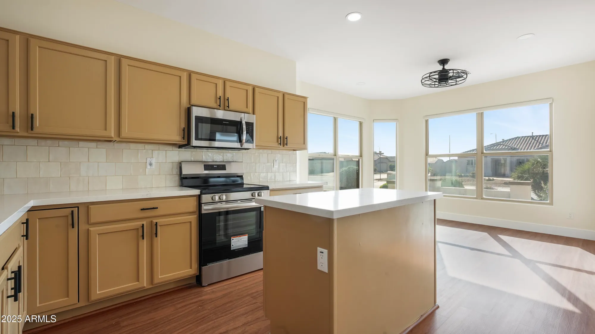 Property Slideshow image 11 of 35 | 3098 e hazeltine way, Chandler, AZ, 85249