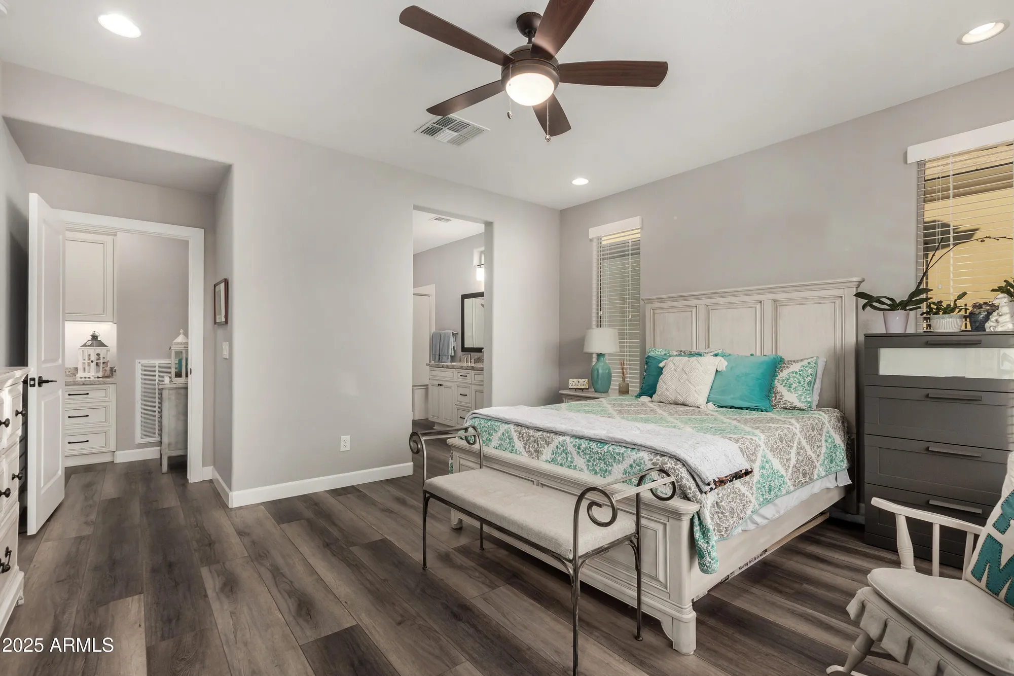 Property Slideshow image 10 of 34 | 649 e veterans way, Queen Creek, AZ, 85140