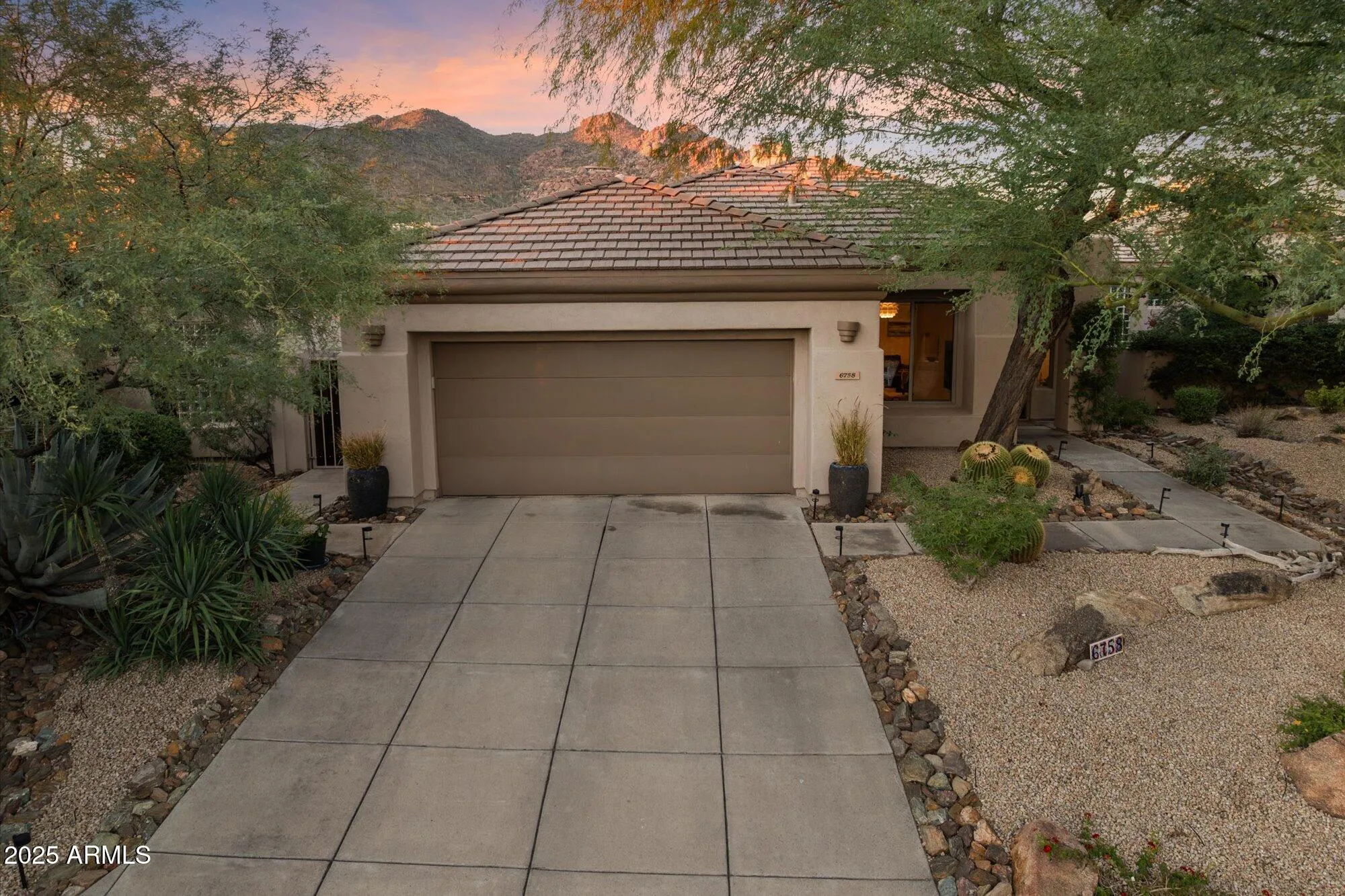 Property Slideshow image 5 of 42 | 6758 e nightingale star cir, Scottsdale, AZ, 85266