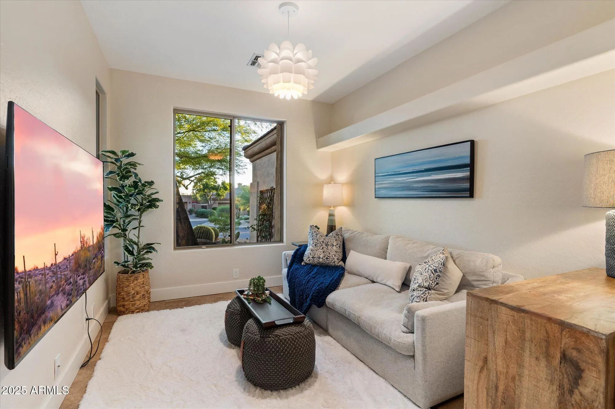 Property Slideshow image 8 of 42 | 6758 e nightingale star cir, Scottsdale, AZ, 85266