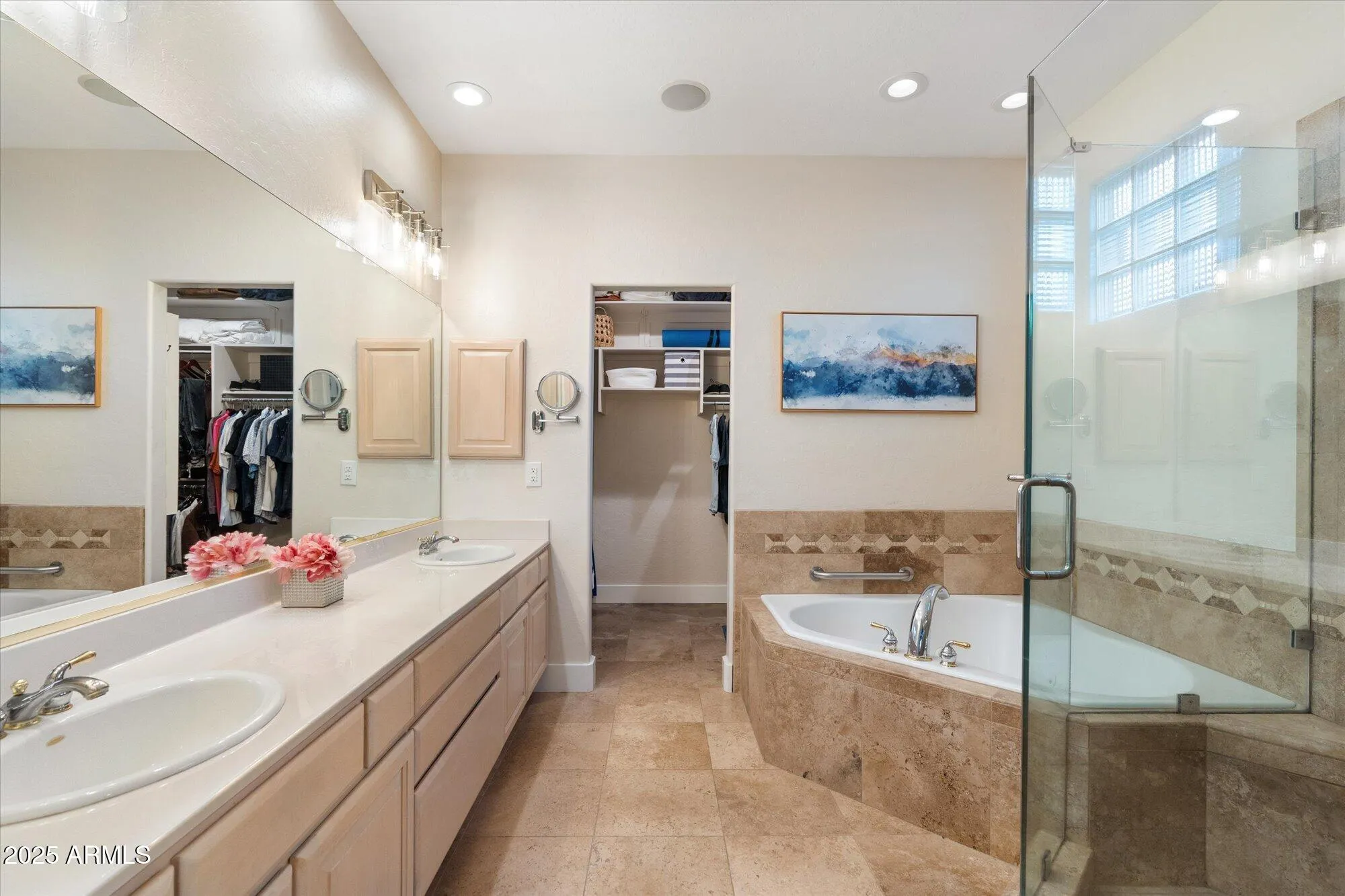 Property Slideshow image 17 of 42 | 6758 e nightingale star cir, Scottsdale, AZ, 85266