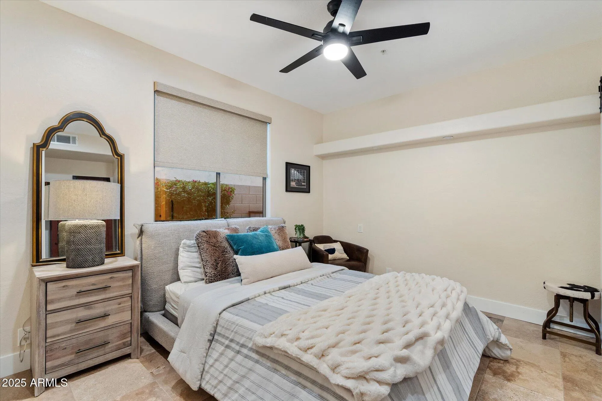 Property Slideshow image 18 of 42 | 6758 e nightingale star cir, Scottsdale, AZ, 85266