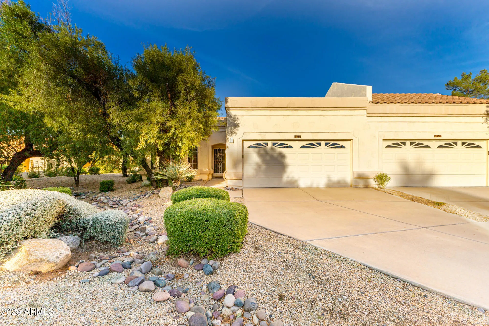 Property Slideshow image 1 of 33 | 19420 n westbrook pkwy unit 526, Peoria, AZ, 85382