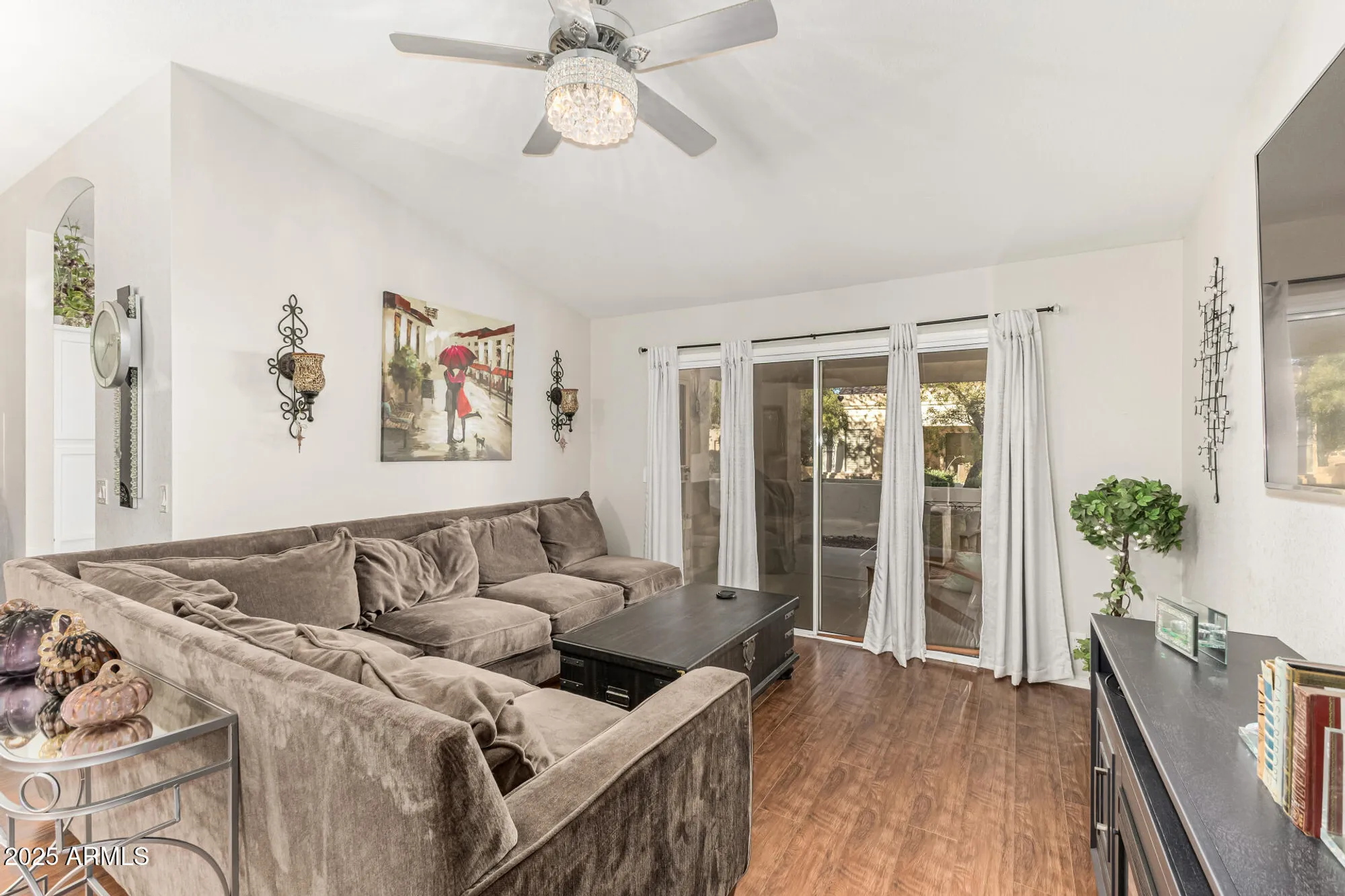 Property Slideshow image 5 of 33 | 19420 n westbrook pkwy unit 526, Peoria, AZ, 85382