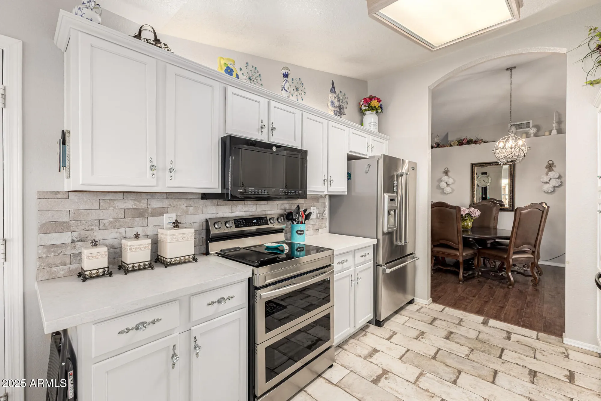 Property Slideshow image 12 of 33 | 19420 n westbrook pkwy unit 526, Peoria, AZ, 85382