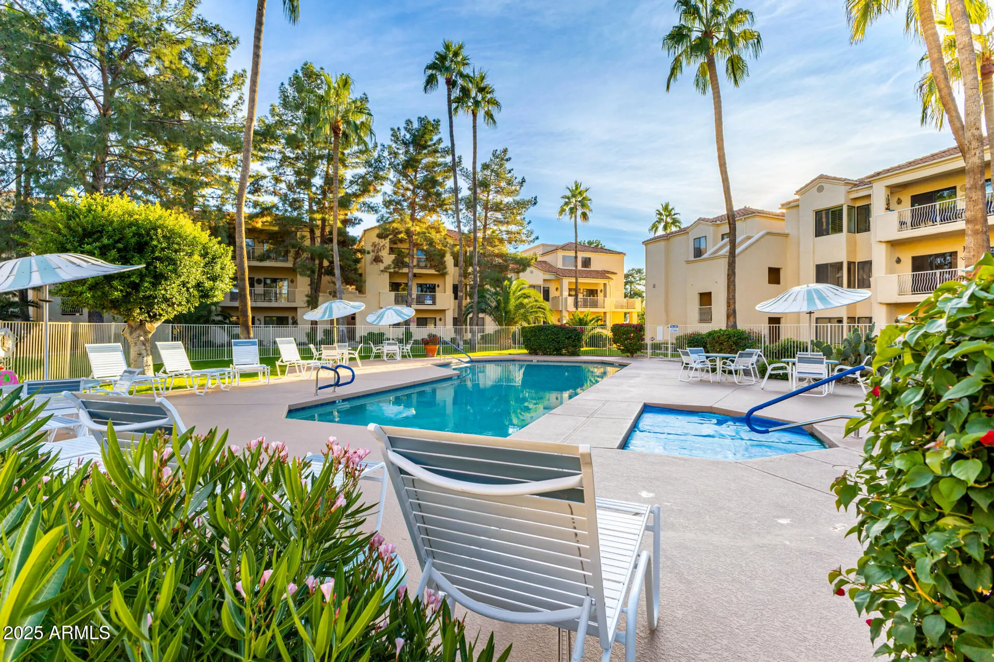 Property Slideshow image 32 of 33 | 19420 n westbrook pkwy unit 526, Peoria, AZ, 85382