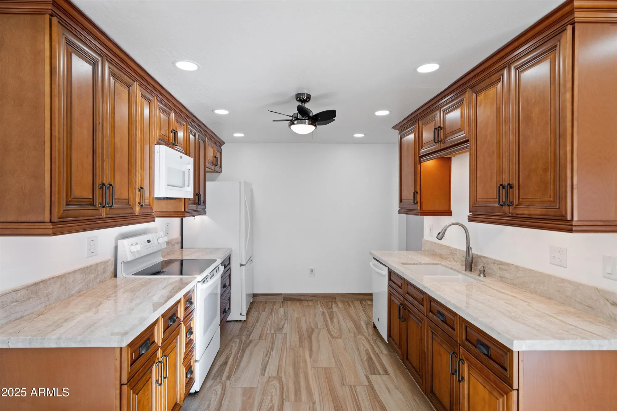 Property Slideshow image 9 of 28 | 13685 n 108th dr, Sun City, AZ, 85351