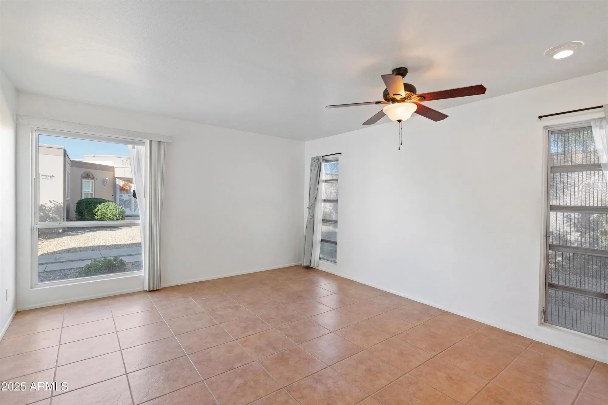 Property Slideshow image 20 of 28 | 13685 n 108th dr, Sun City, AZ, 85351
