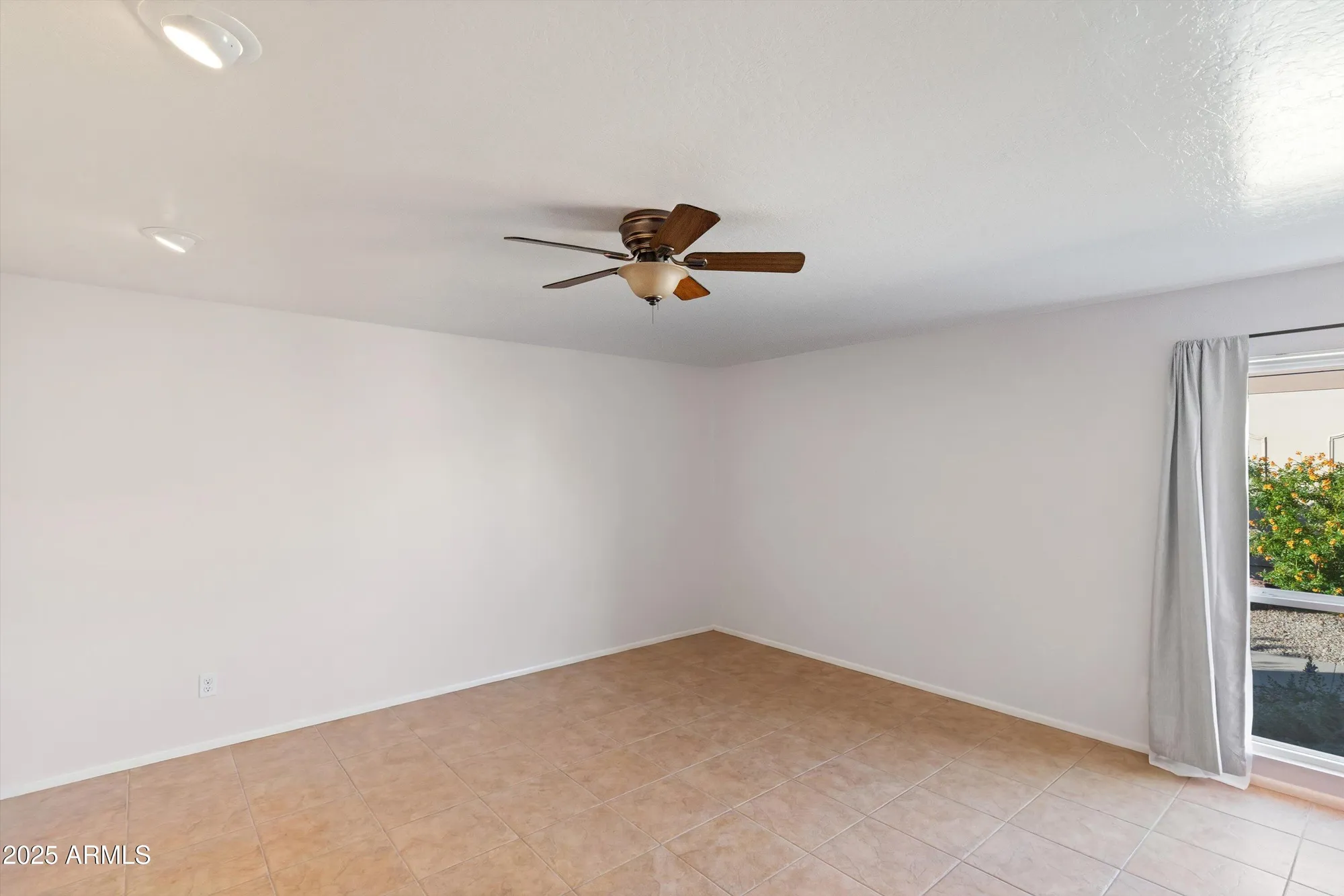 Property Slideshow image 16 of 28 | 13685 n 108th dr, Sun City, AZ, 85351