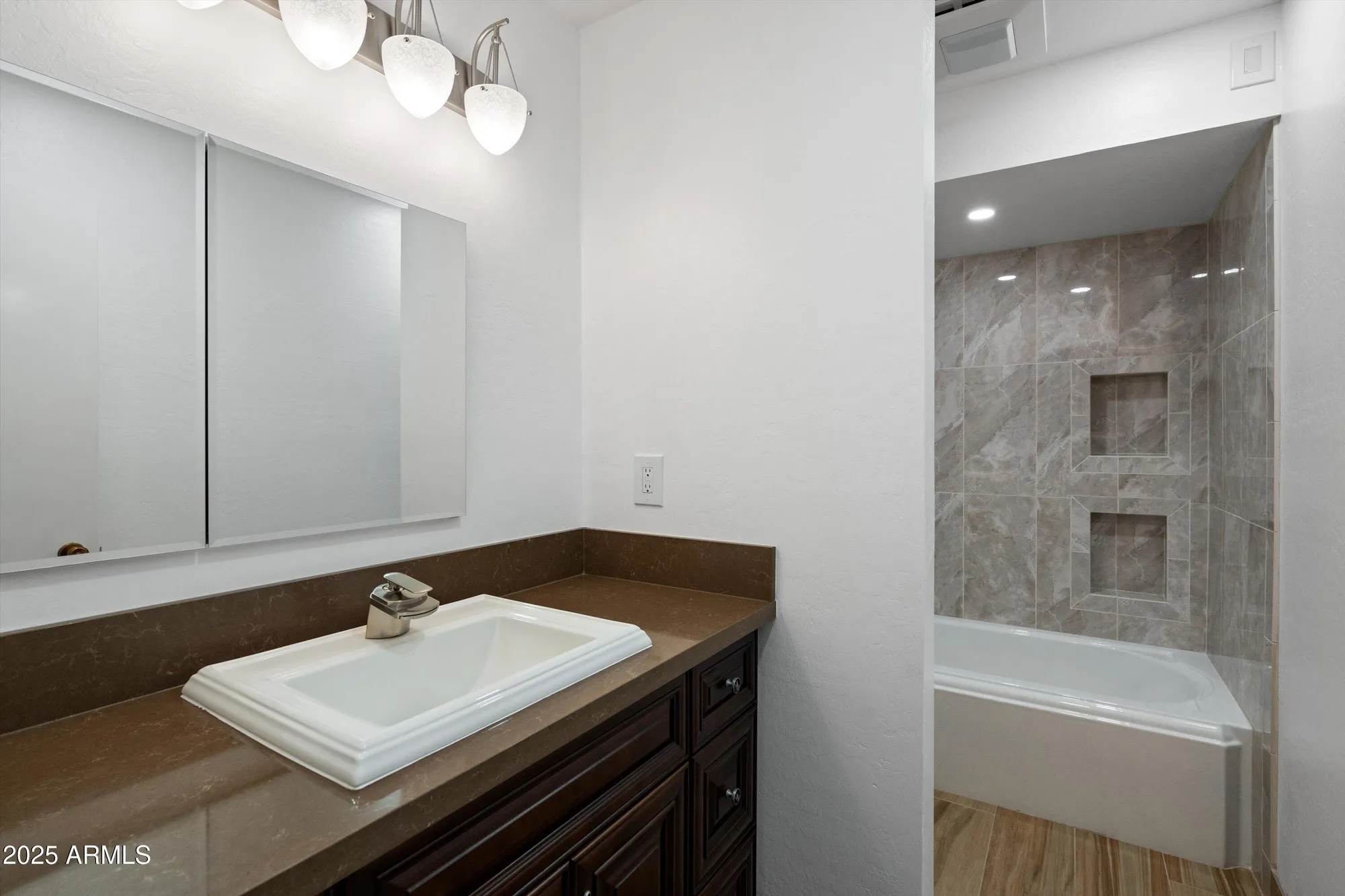 Property Slideshow image 21 of 28 | 13685 n 108th dr, Sun City, AZ, 85351