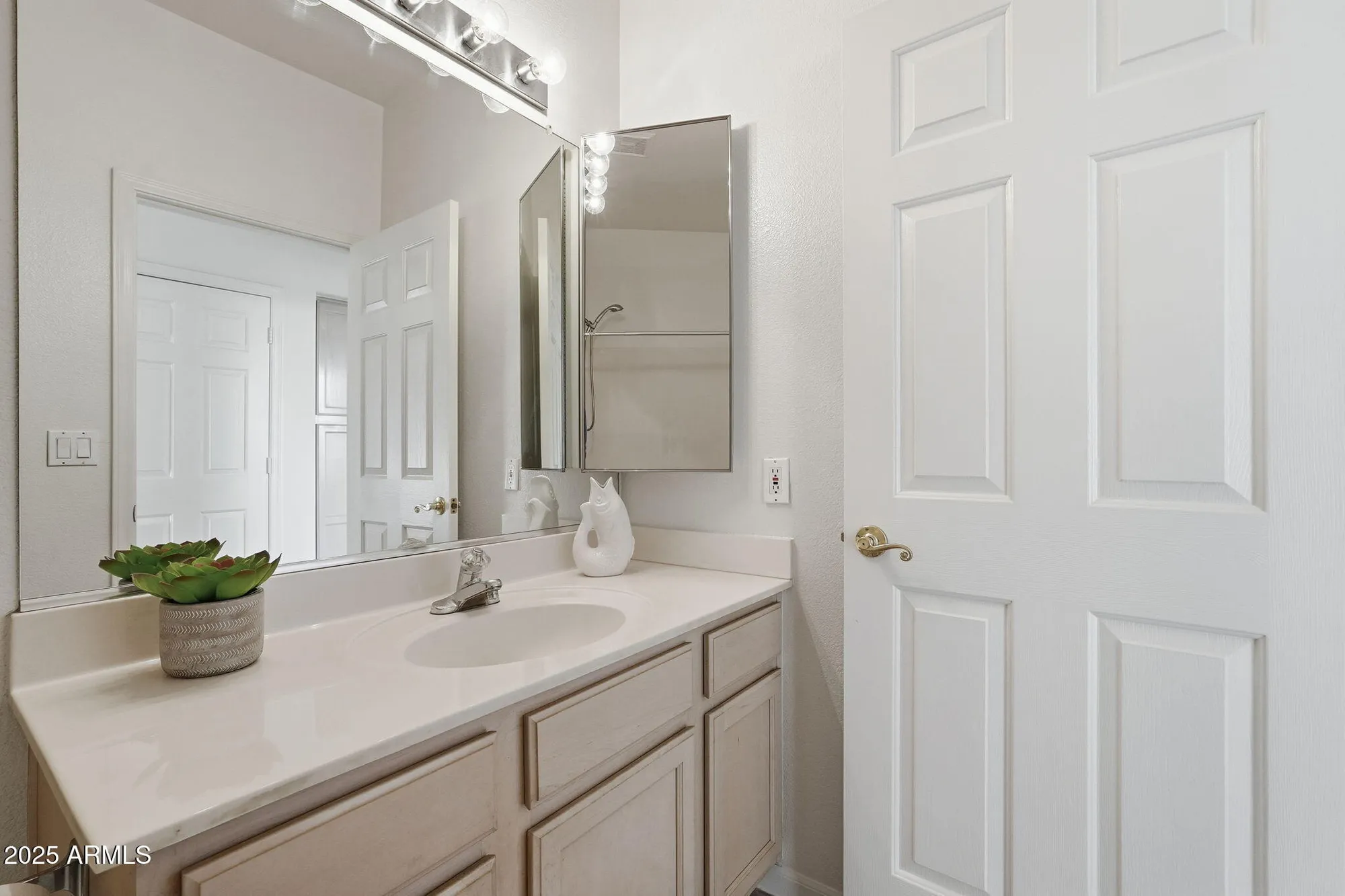 Property Slideshow image 28 of 34 | 8511 e brittle bush rd, Gold Canyon, AZ, 85118