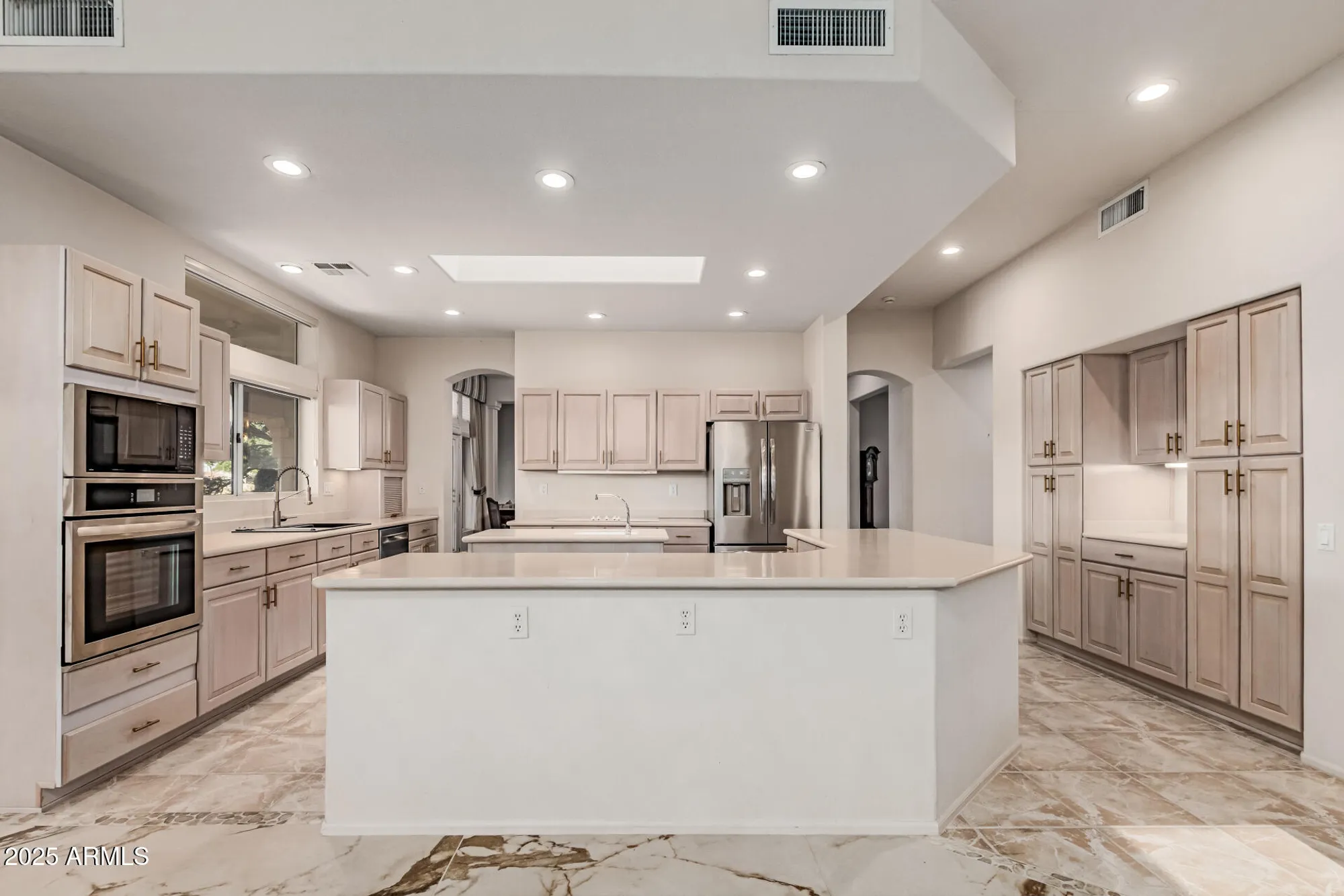 Property Slideshow image 18 of 57 | 22120 n golf club dr, Sun City West, AZ, 85375