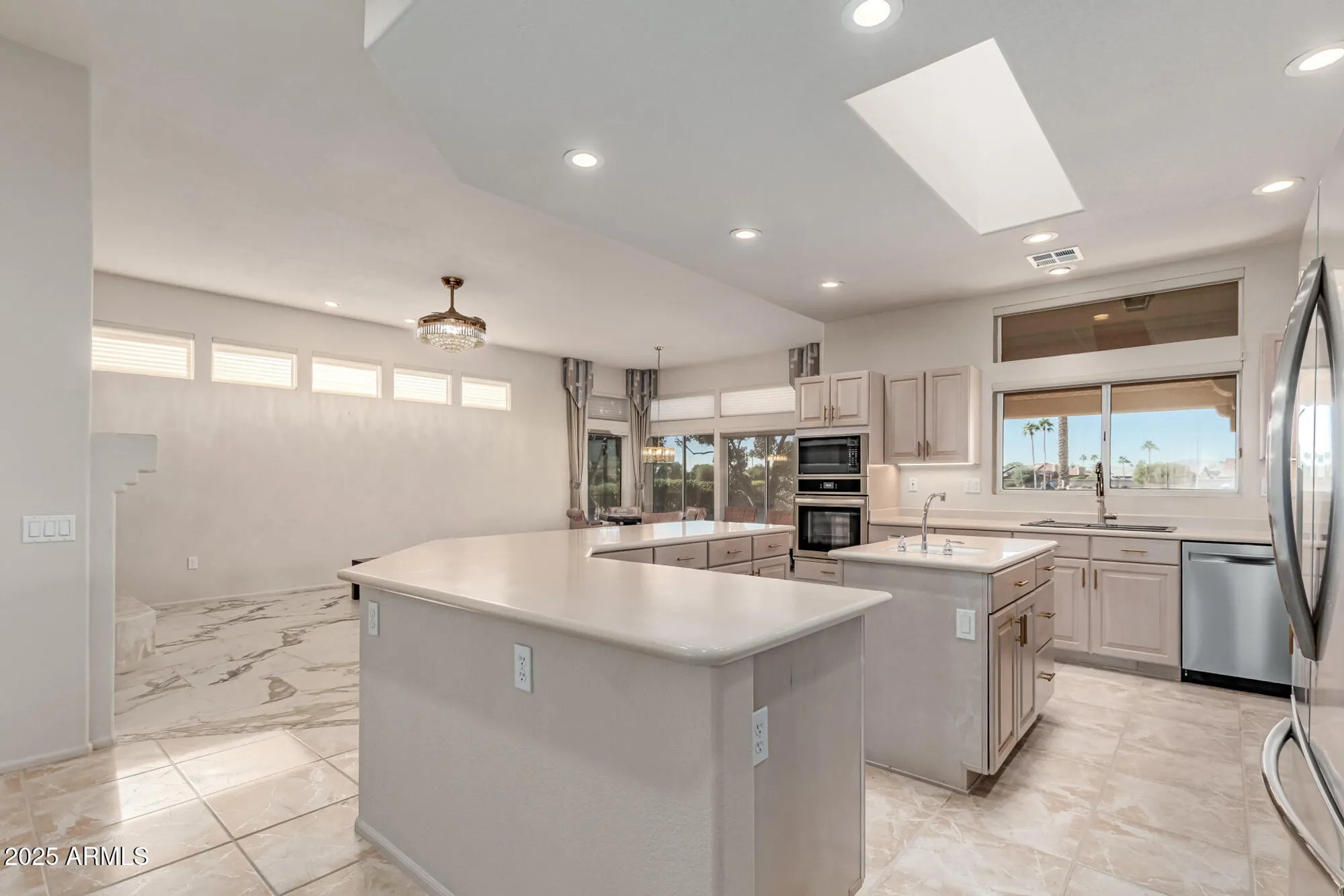 Property Slideshow image 16 of 57 | 22120 n golf club dr, Sun City West, AZ, 85375