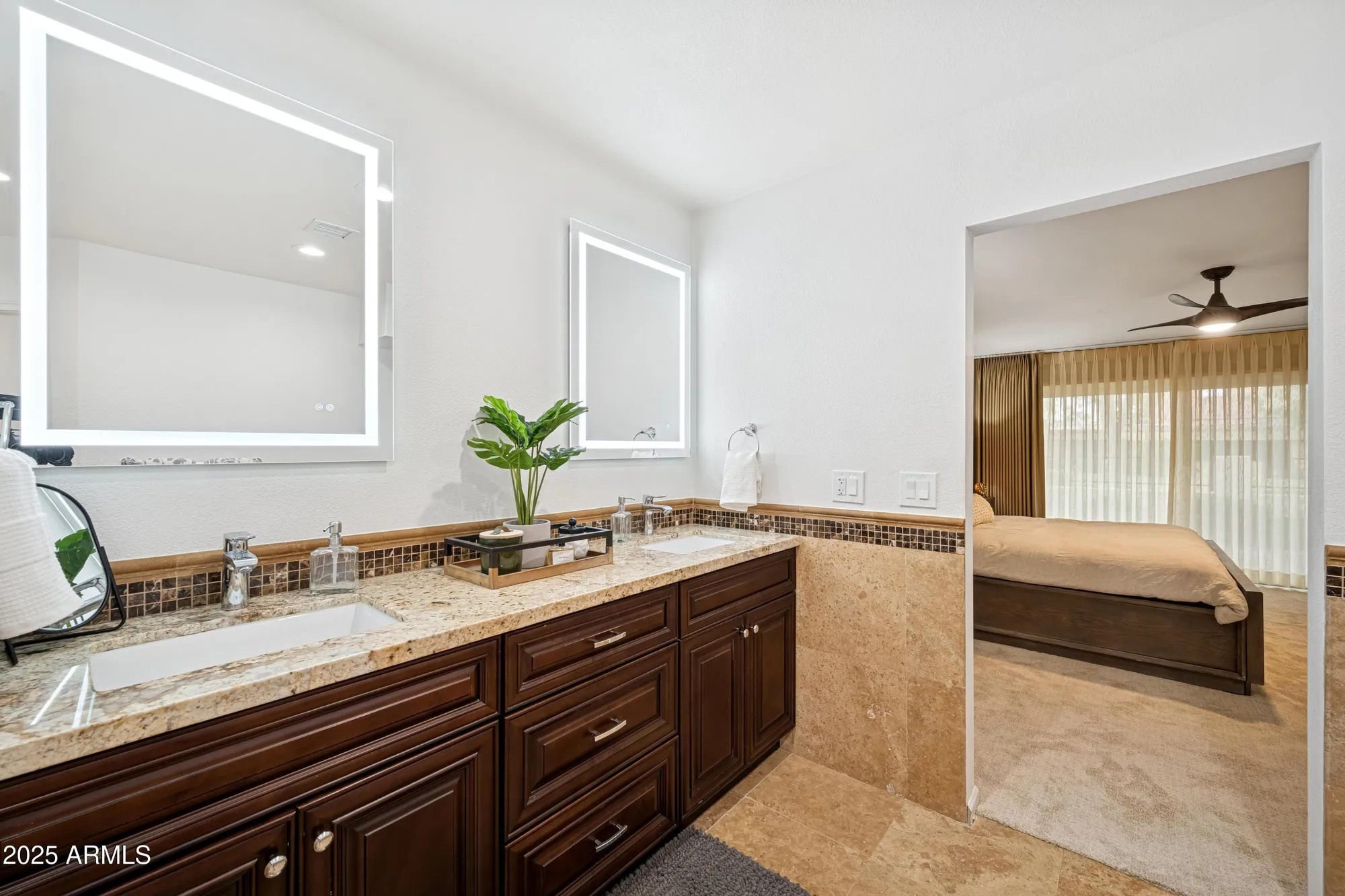 Property Slideshow image 16 of 47 | 10546 e topaz cir, Scottsdale, AZ, 85258