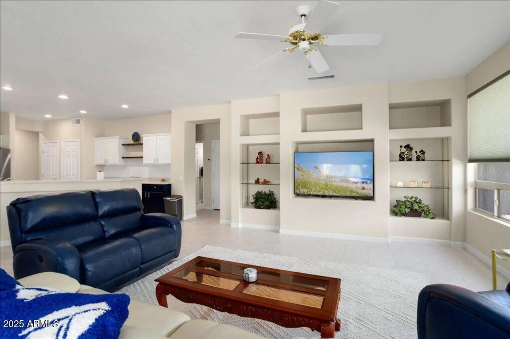 Property Slideshow image 15 of 35 | 15504 w coral pointe dr, Surprise, AZ, 85374