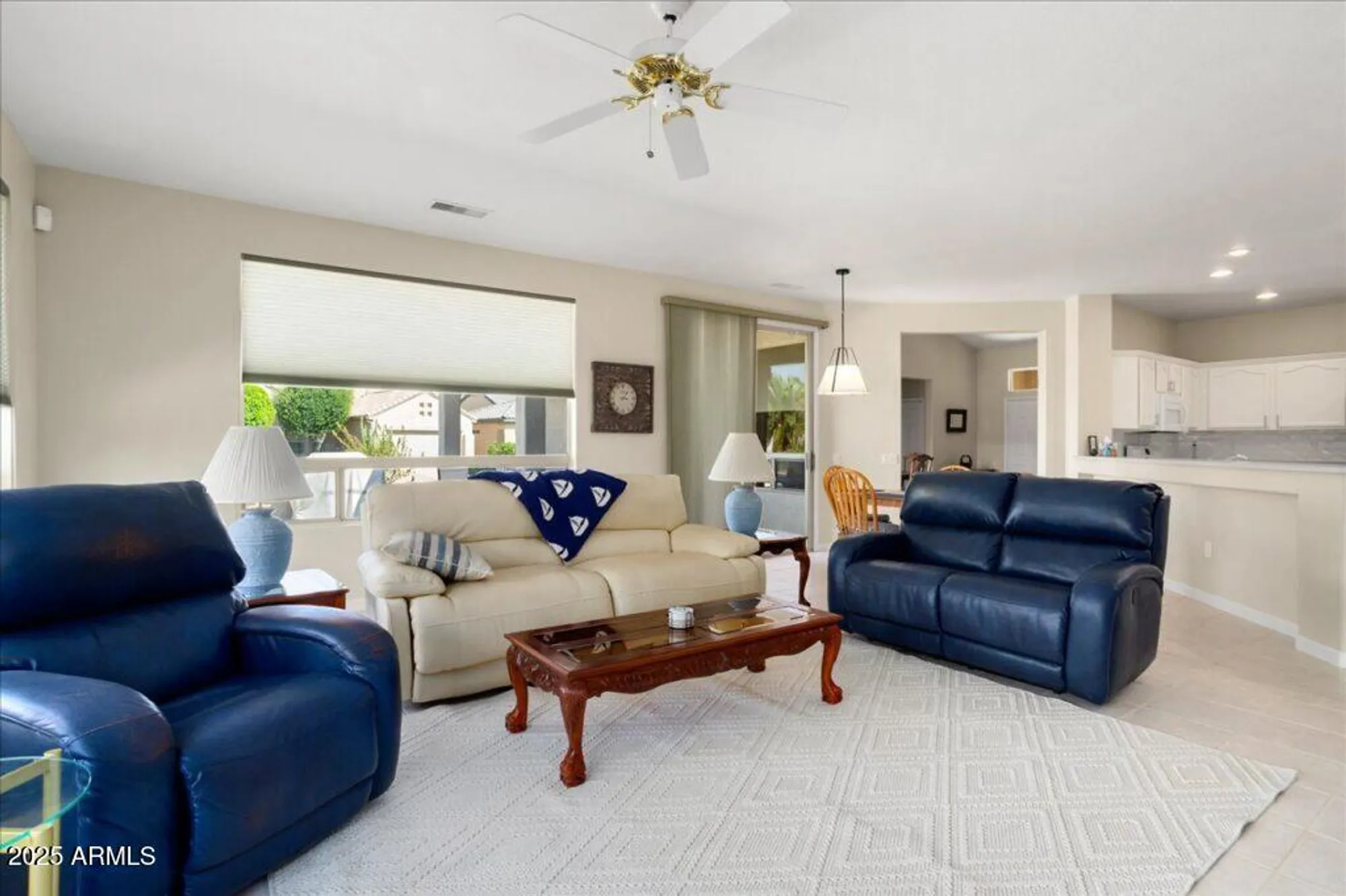 Property Slideshow image 13 of 35 | 15504 w coral pointe dr, Surprise, AZ, 85374