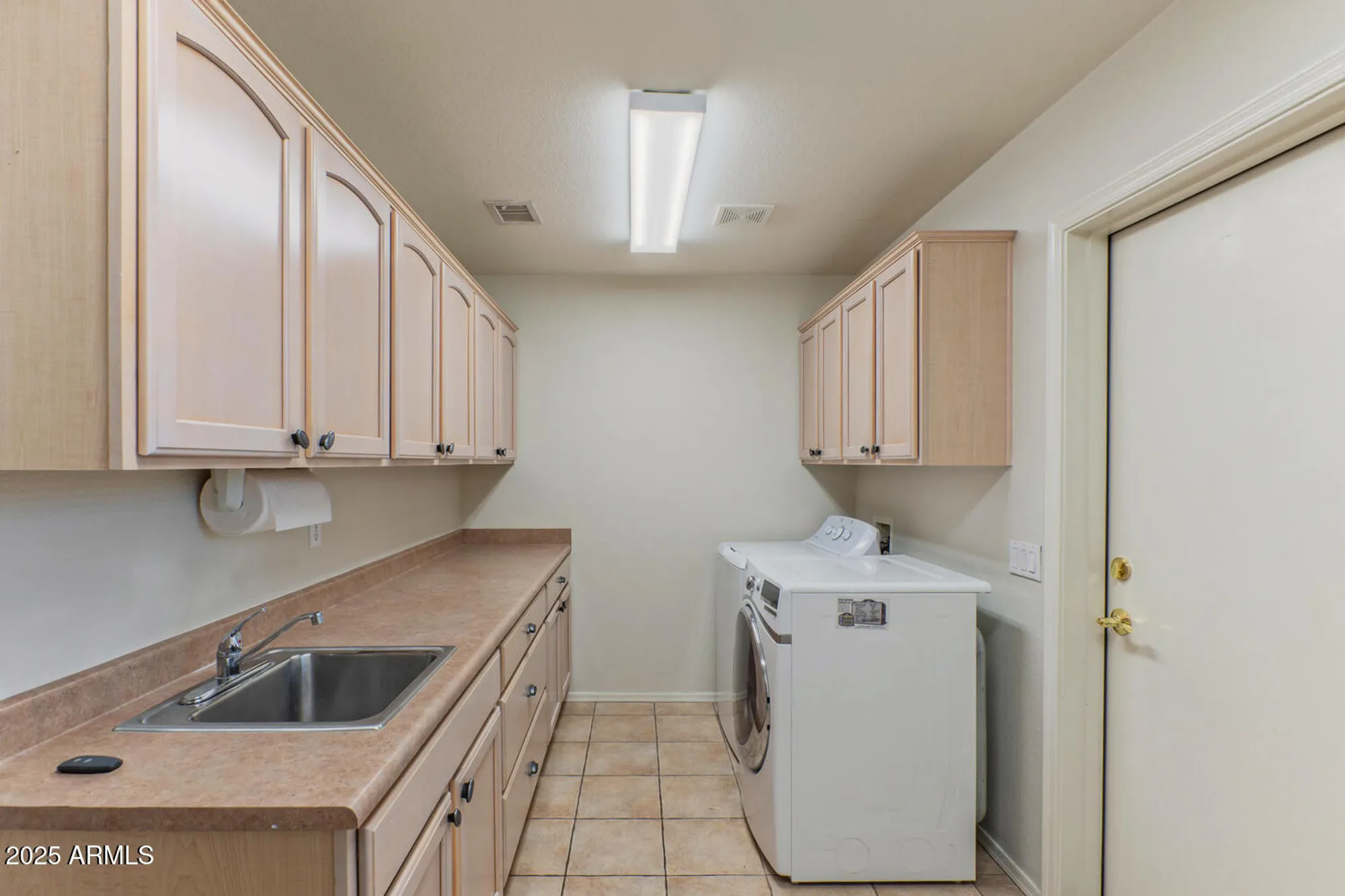 Property Slideshow image 19 of 28 | 3633 n 149th ave, Goodyear, AZ, 85395