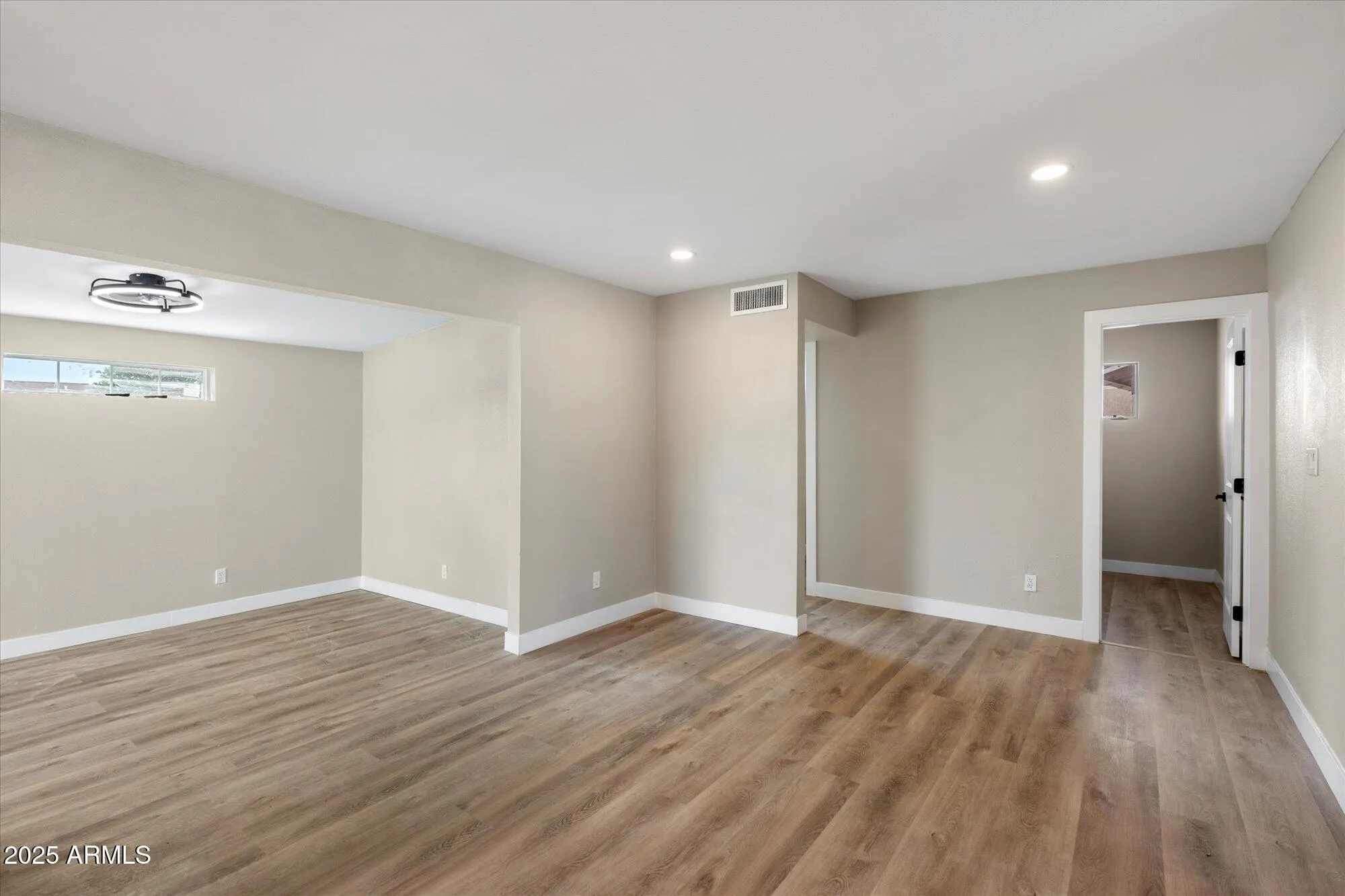 Property Slideshow image 5 of 20 | 8121 e emelita ct, Mesa, AZ, 85208