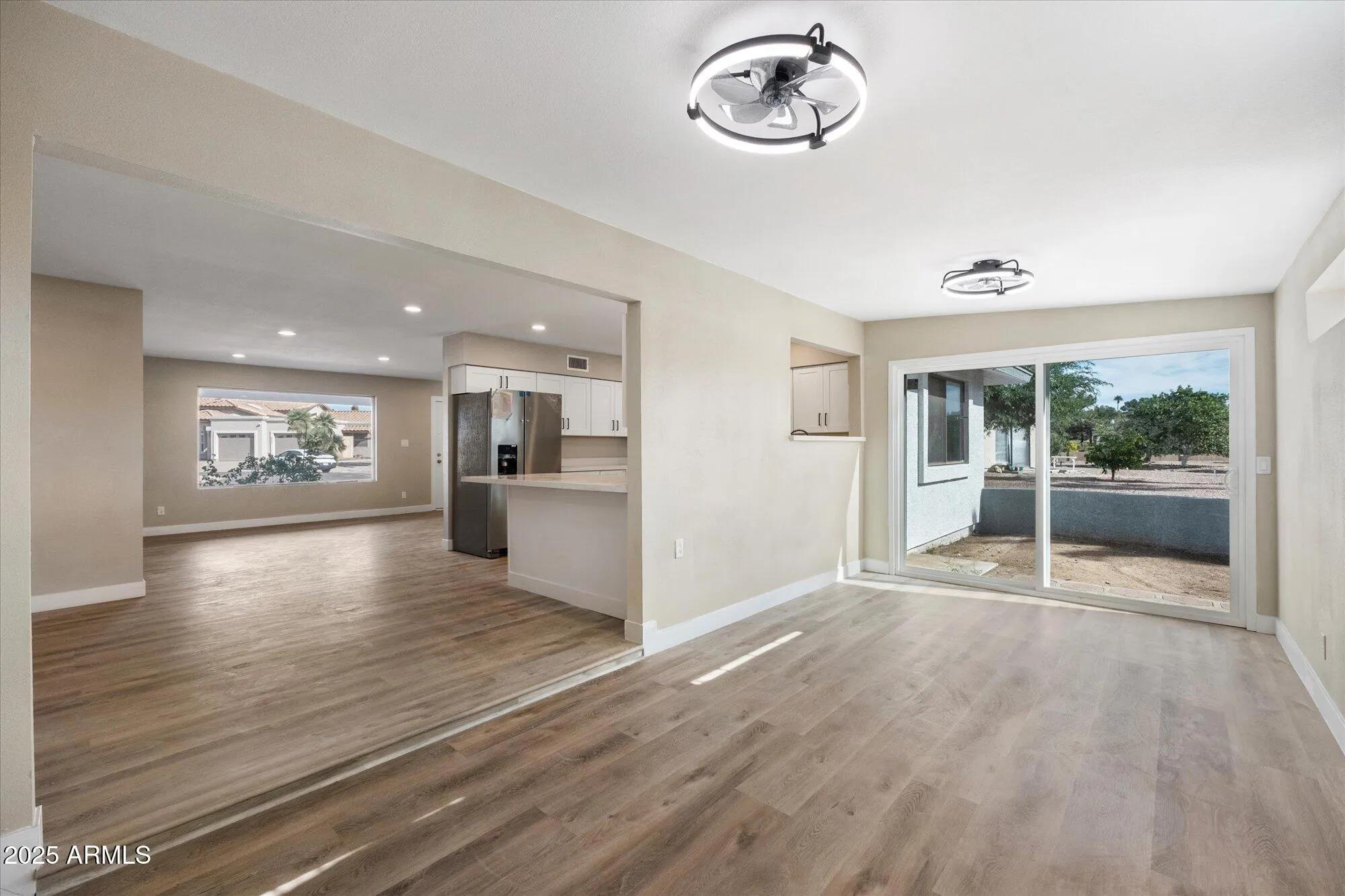 Property Slideshow image 8 of 20 | 8121 e emelita ct, Mesa, AZ, 85208