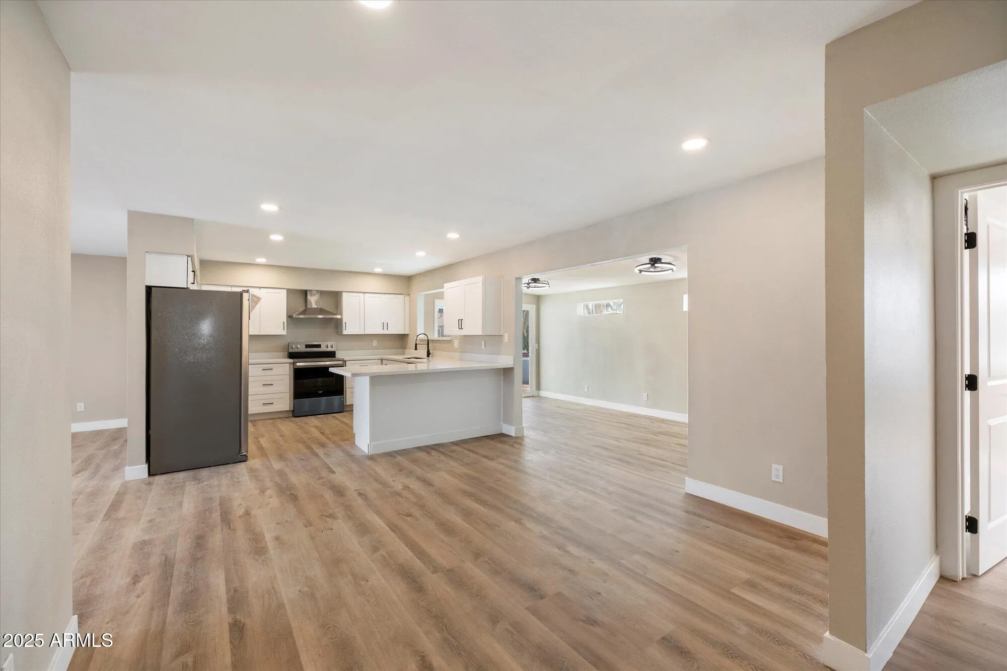 Property Slideshow image 9 of 20 | 8121 e emelita ct, Mesa, AZ, 85208