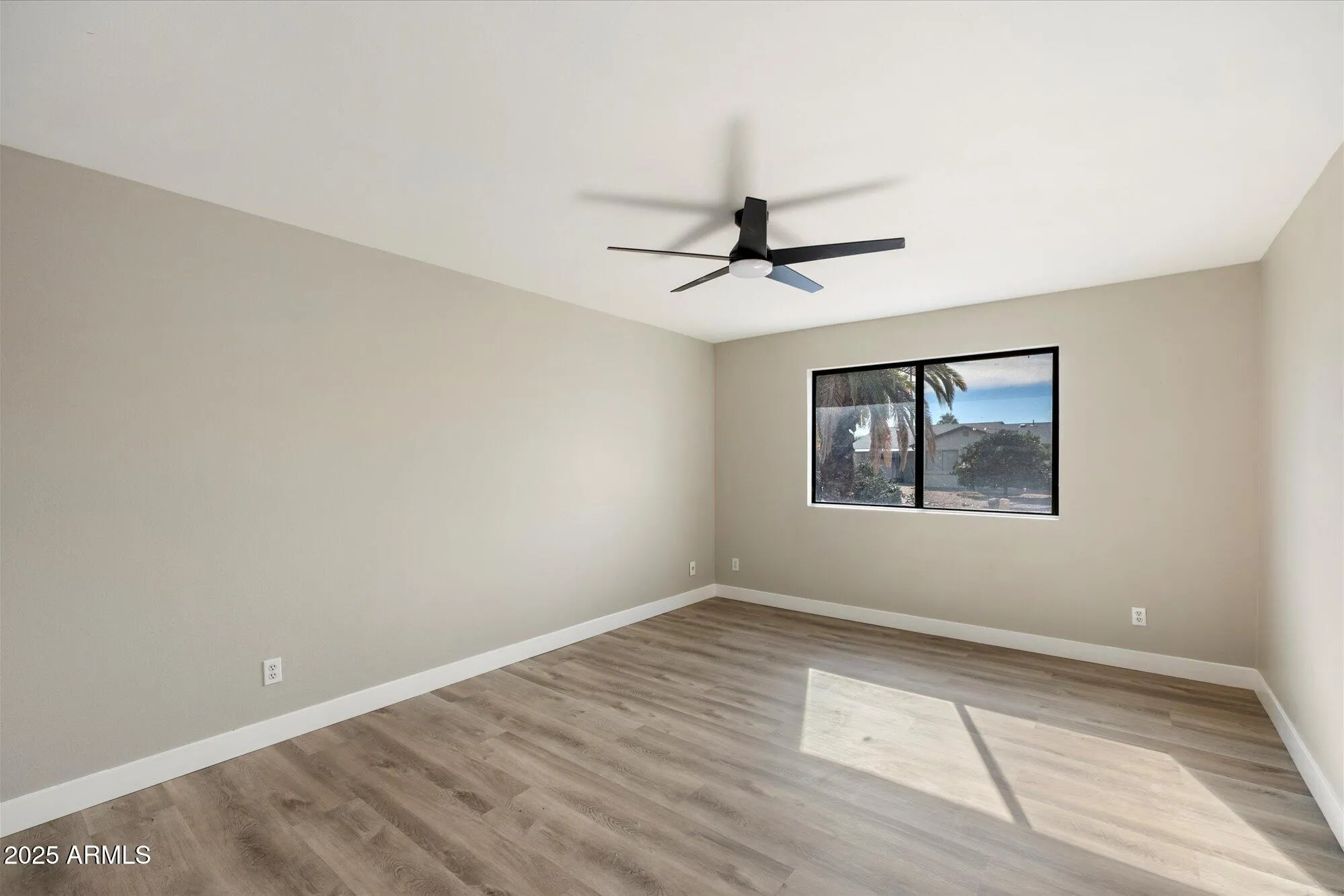 Property Slideshow image 14 of 20 | 8121 e emelita ct, Mesa, AZ, 85208